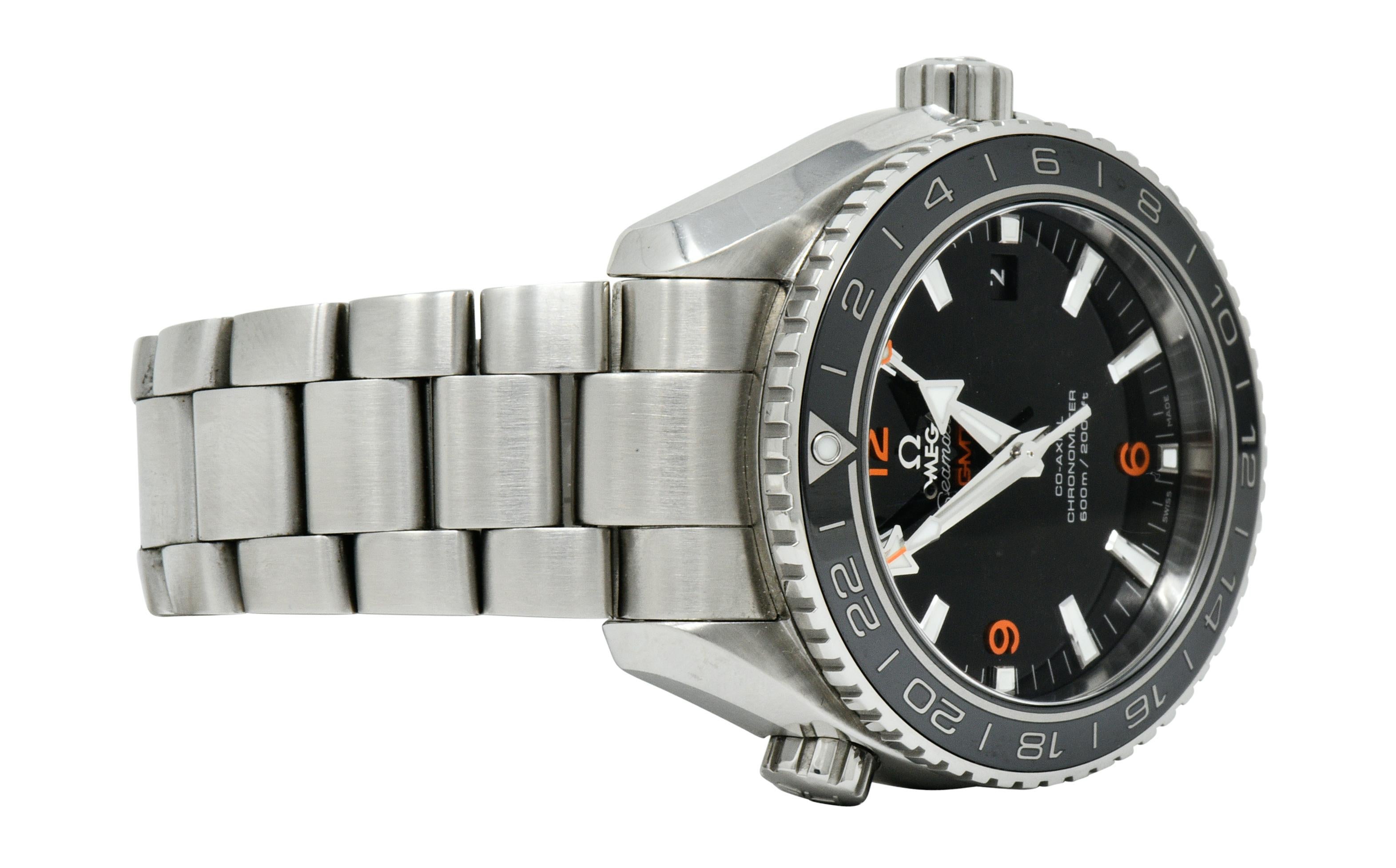 Contemporary Omega Seamaster Planet Ocean Chronometer GMT Stainless Steel Men’s Watch