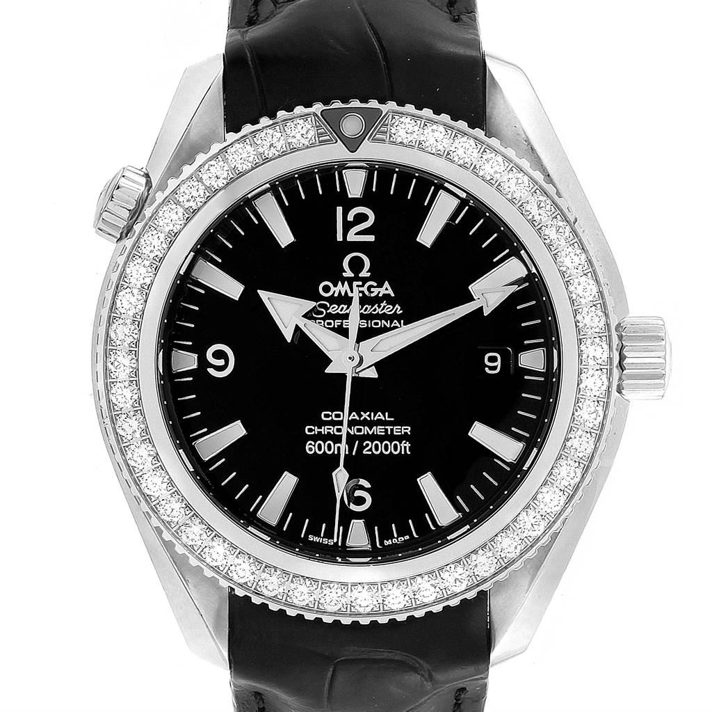 Omega Seamaster Planet Ocean Diamond Mens Watch 222.18.42.20.01.001. Automatic self-winding Co-Axial Escapement movement. Stainless steel round case 42.0 mm in diameter. Helium Escapement Valve at 10 o'clock position. Original Omega factory diamond