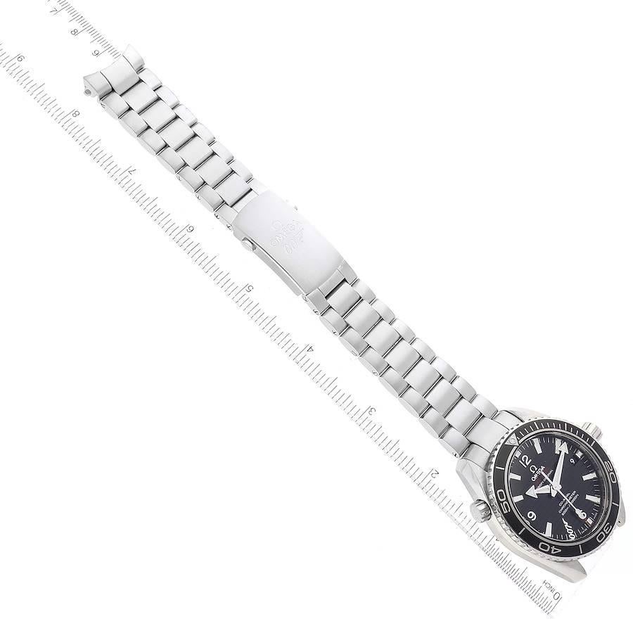 Omega Montre Seamaster Planet Skyfall 007 LE pour hommes 232.30.42.21.01.004 en vente 3