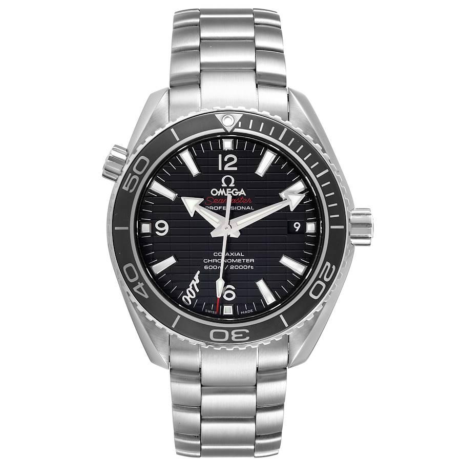 Omega Seamaster Planet Ocean Skyfall 007 LE Uhr 232.30.42.21.01.004 Karte. Automatisches Chronometerwerk mit Automatikaufzug und Co-Axial Hemmung für mehr Präzision, Stabilität und Haltbarkeit. Siliziumspirale auf freier Unruh, 2 Federhäuser in