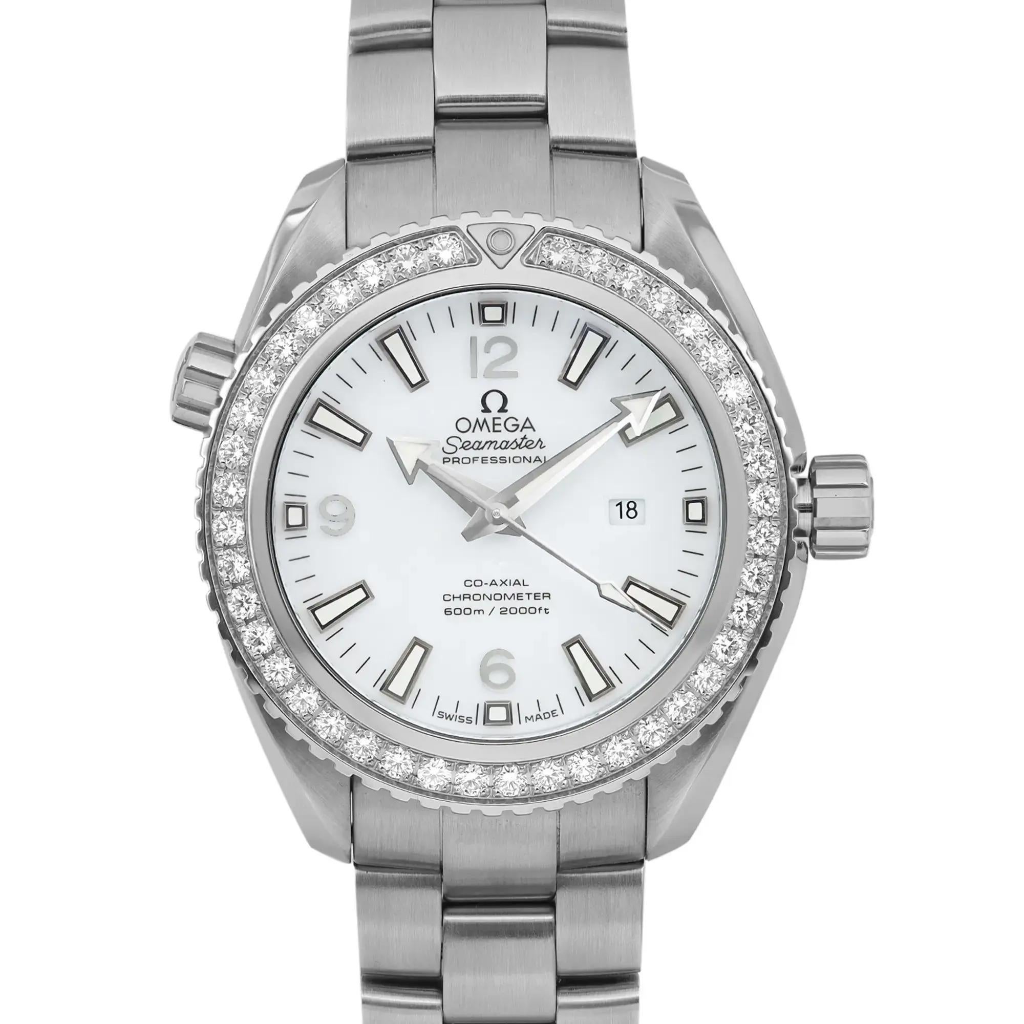 Pre-owned. The watch fits 6.5 inches wrist. Comes with an original box, precious stone certificate and pictogram card. 

General Information:
Brand: OMEGA
Type: Wristwatch
Department: Women
Model Number: 232.15.38.20.04.001
Model: Omega