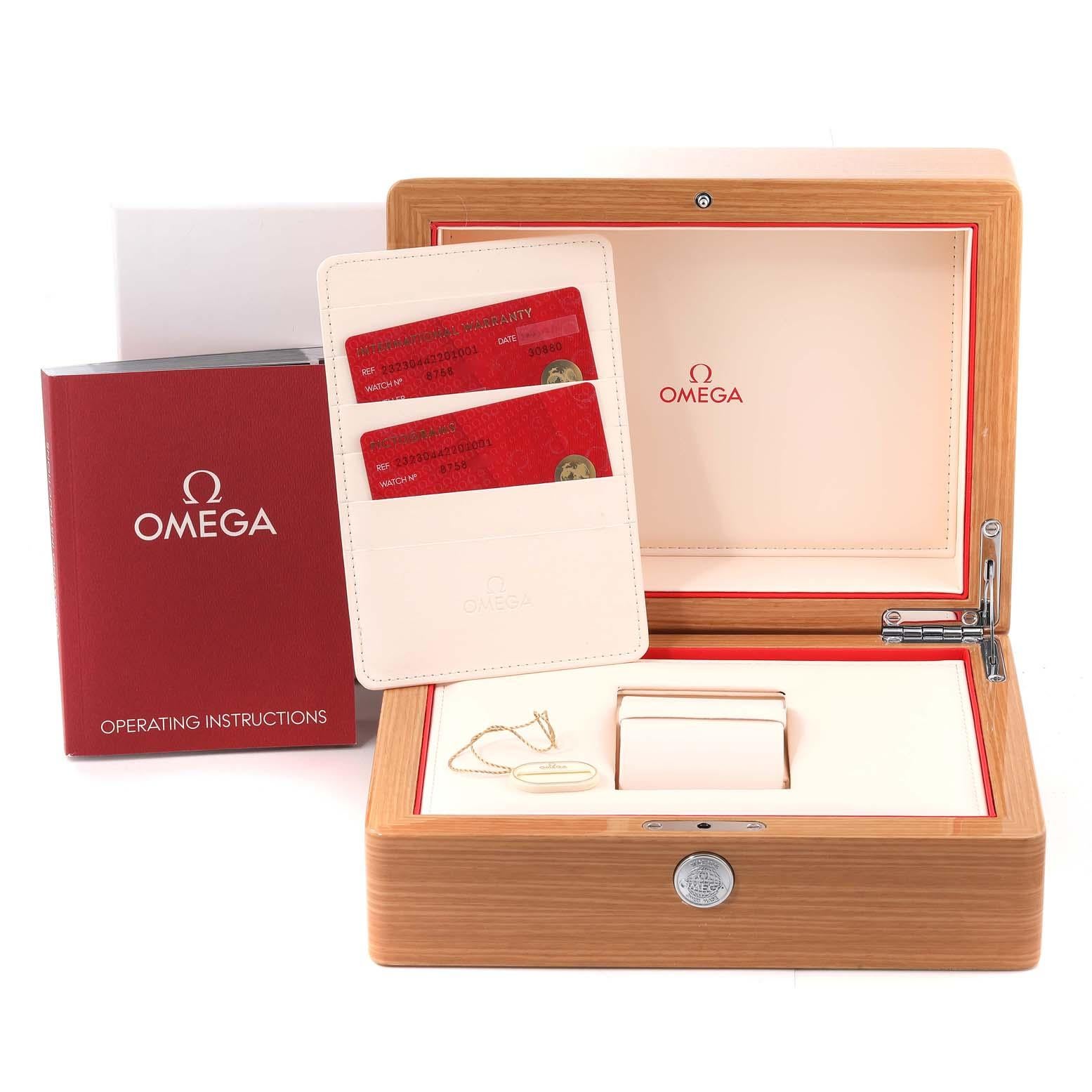 Omega Seamaster Planet Ocean Steel Mens Watch 232.30.44.22.01.001 Box Card For Sale 5