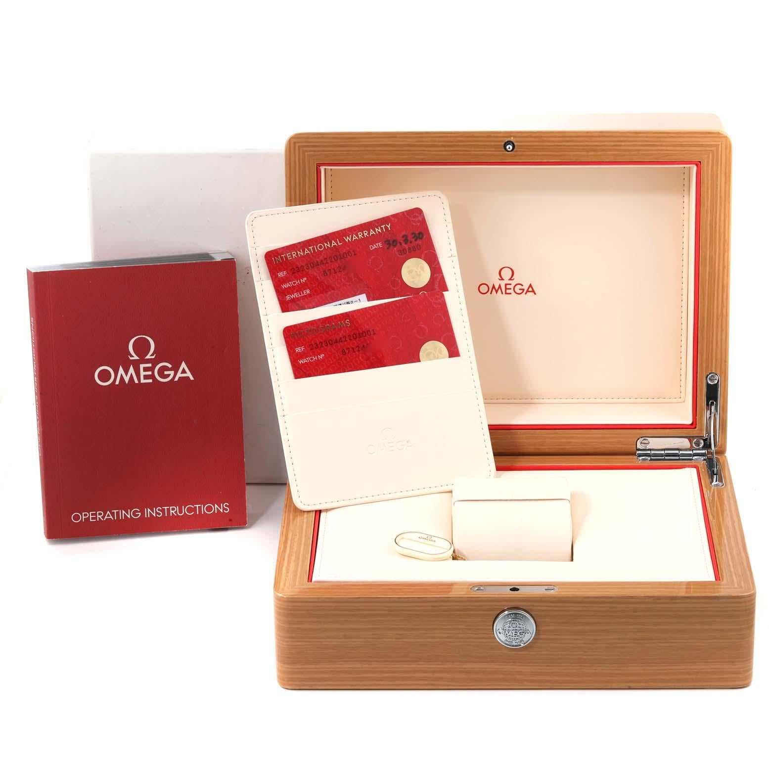 Omega Seamaster Planet Ocean Steel Mens Watch 232.30.44.22.01.001 Box Card For Sale 6