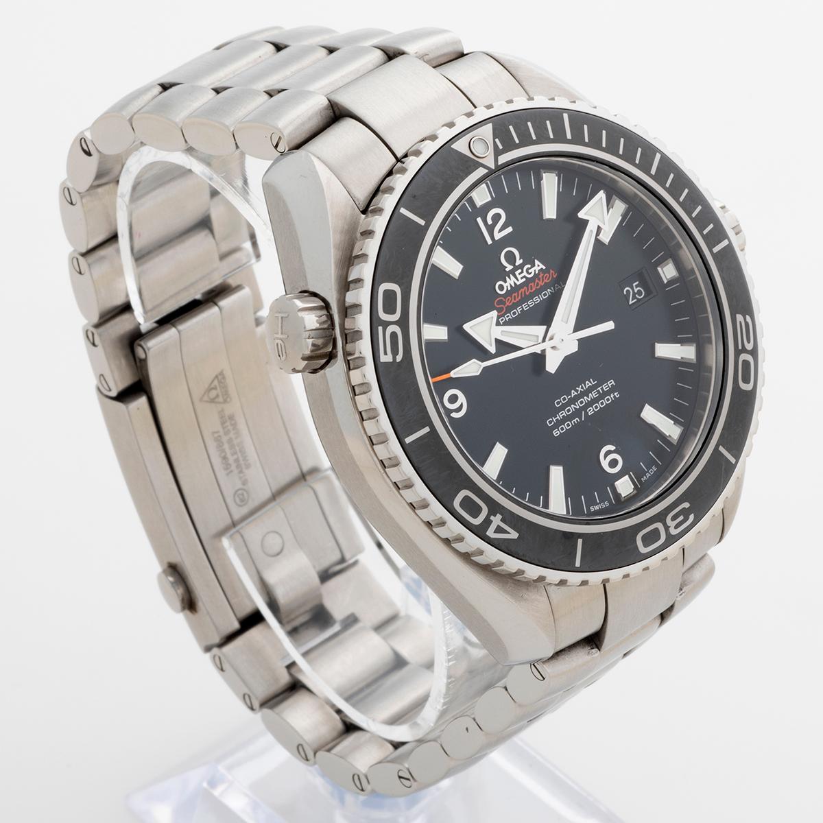 Our classic Omega Seamaster Planet Ocean, reference 23230462101001, features a 45mm stainless steel case with desirable stainless steel bracelet and exhibition case back. This example comes presented in outstanding condition, amongst the best Planet