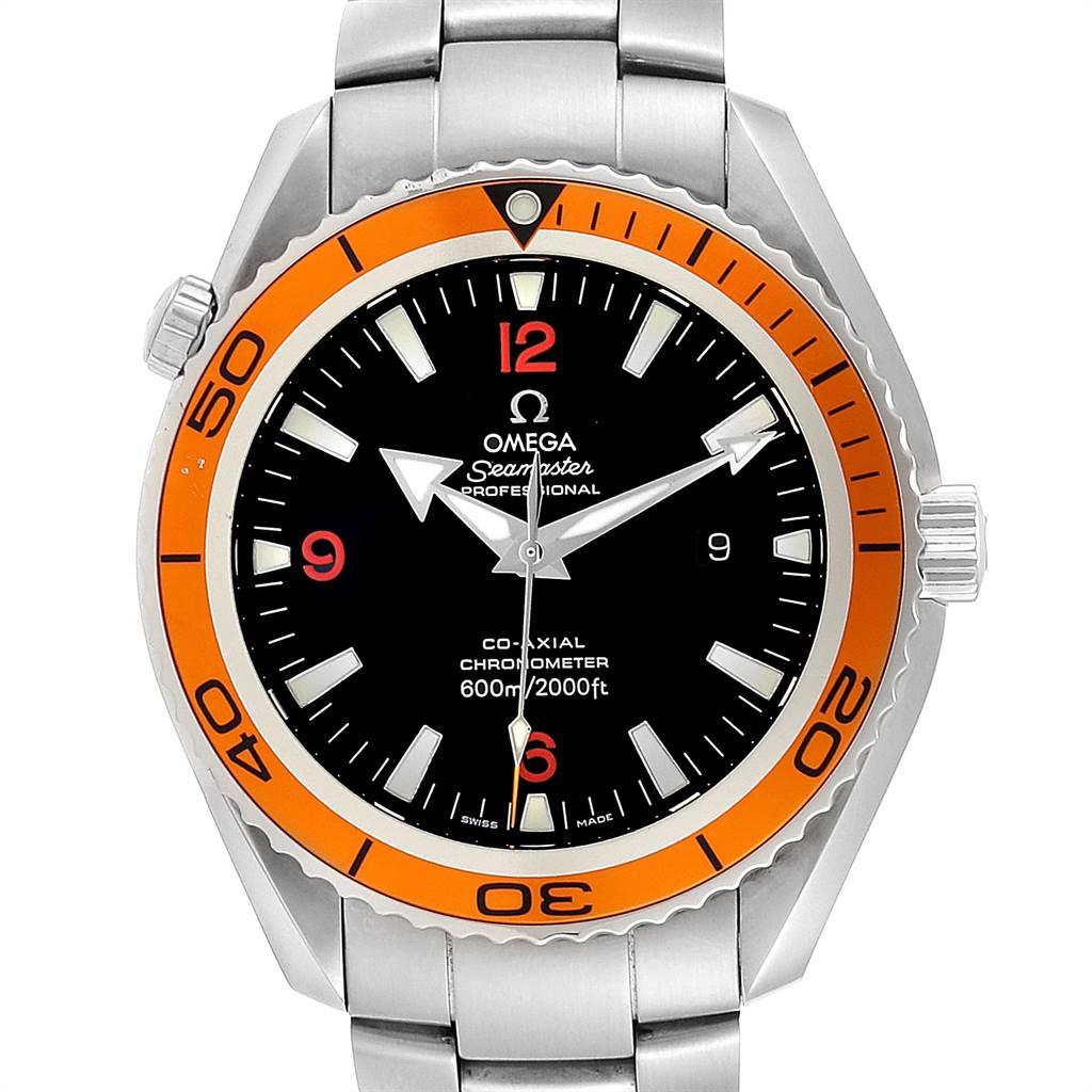 Omega Seamaster Planet Ocean XL Orange Bezel Mens Watch 2208.50.00. Automatic self-winding chronograph movement. Stainless steel round case 45.0 mm in diameter. Orange uni-directional rotating bezel. Scratch resistant sapphire crystal. Black dial