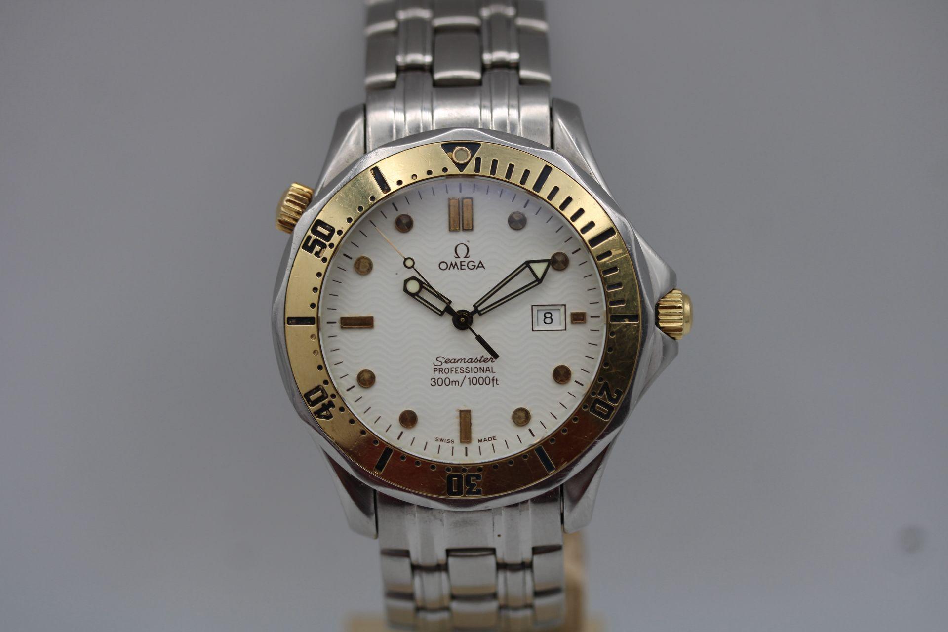 Men's Omega Seamaster Quartz  White Wave Dial  1993  Gold Bezel & Crown  41mm For Sale