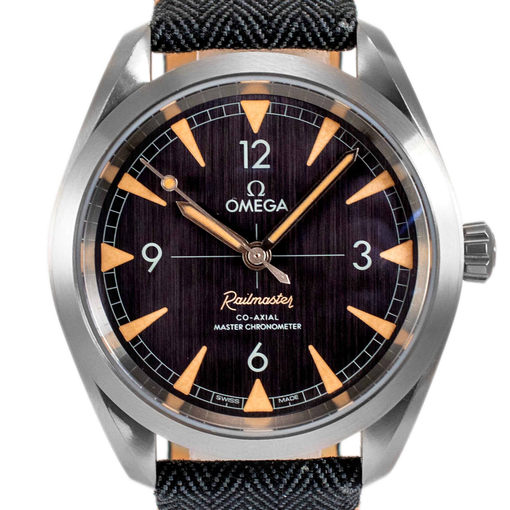Brand: Omega 

Gender: Men

Metal Type: Stainless Steel 

Diameter: 40.00 mm

Weight: 81.36 grams

One stainless steel OMEGA Swiss-made watch. The metal was tested and determined to be stainless steel. The 