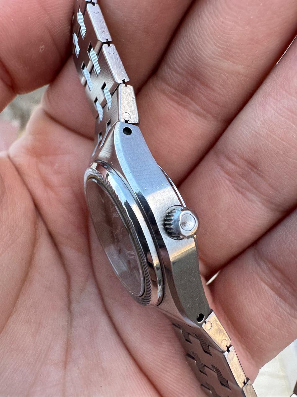 Omega Seamaster Ref 5960018 Stainless Steel Ladies Watch For Sale 14