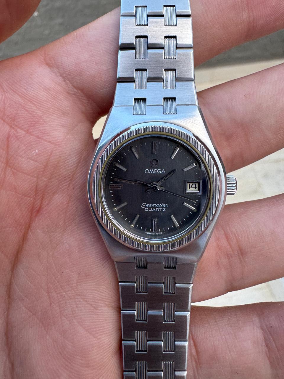 Omega Seamaster Ref 5960018 Stainless Steel Ladies Watch In Excellent Condition For Sale In Toronto, CA