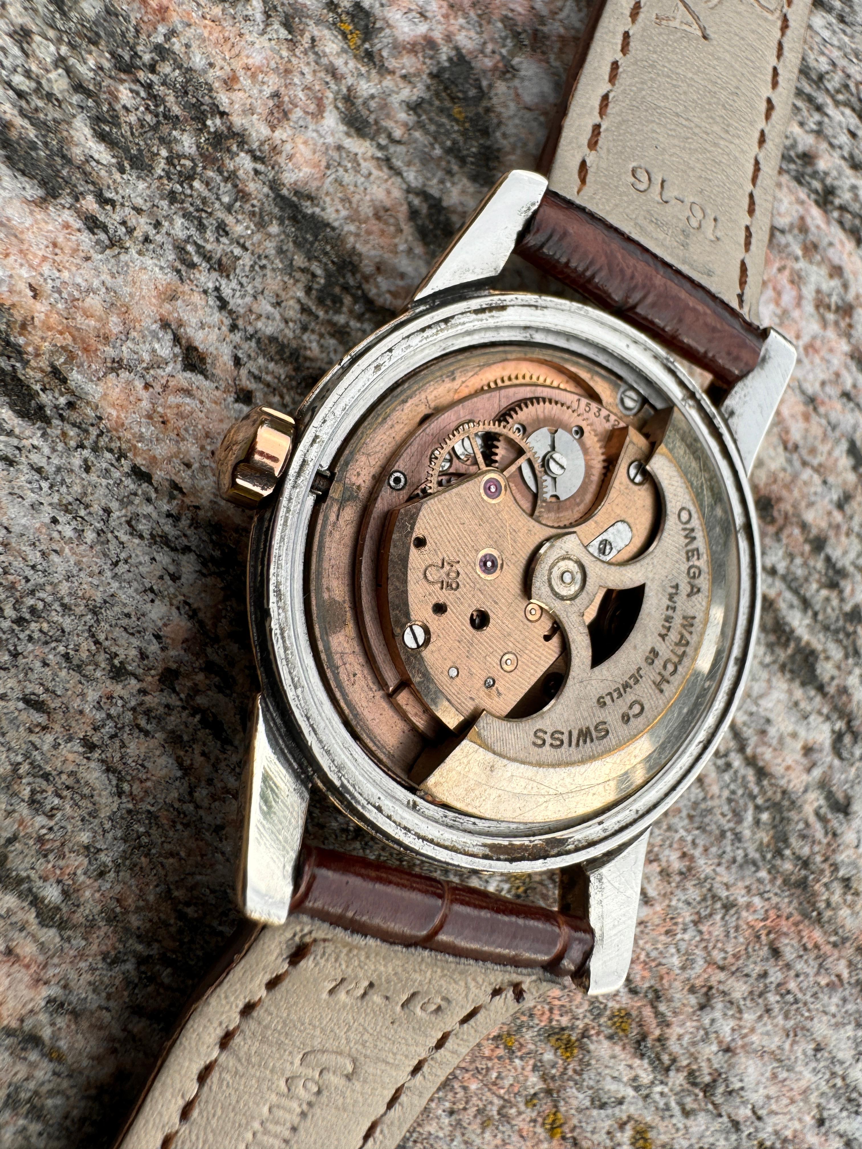 Montre Omega Seamaster Ref.2921 Tropical Rare Brown Dial 9