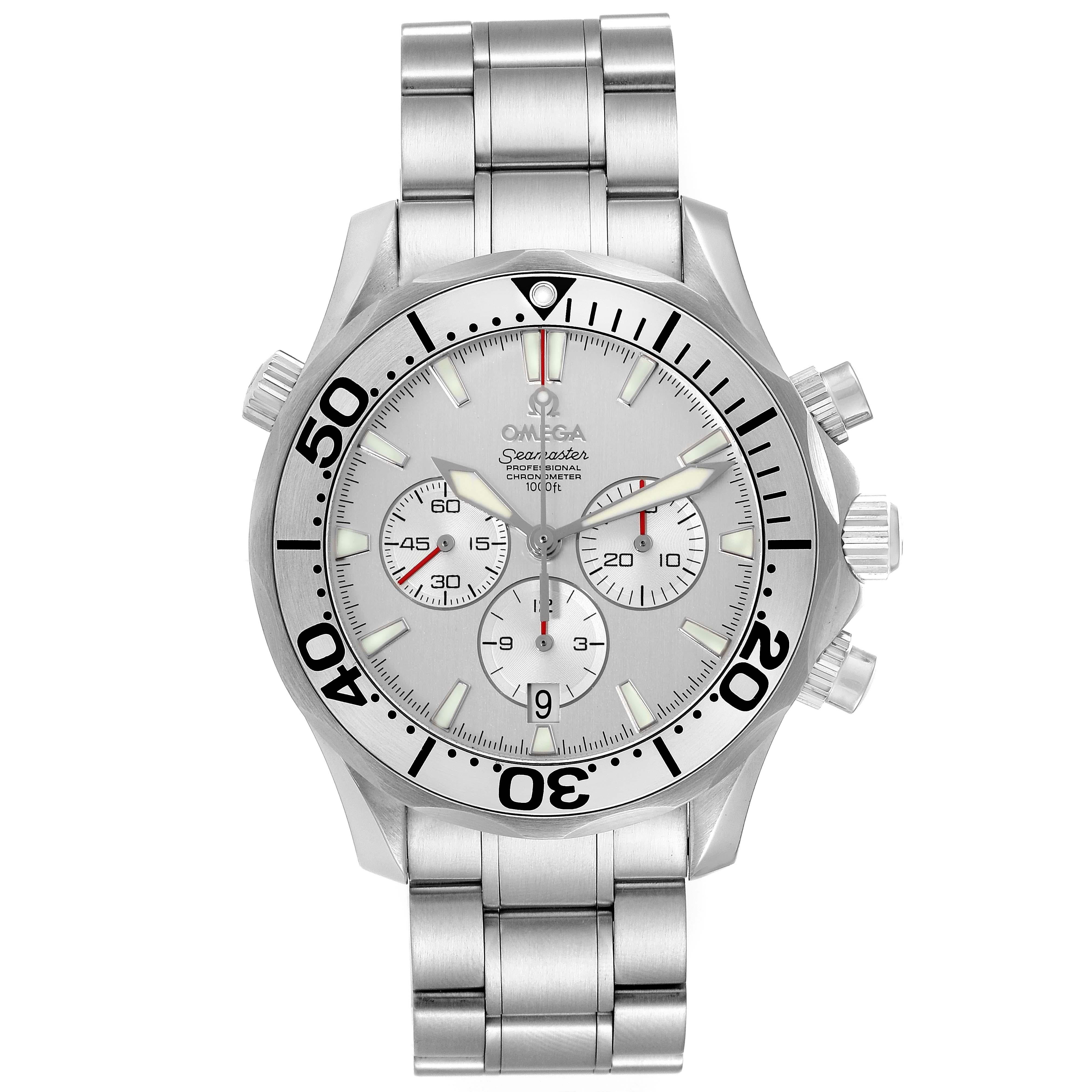 Omega Seamaster Special Edition Chronograph Watch 2589.30.00 Box Card. Officially certified chronometer automatic self-winding movement. Chronograph function. Brushed and polished stainless steel case 41.5 mm in diameter. Omega logo on crown.