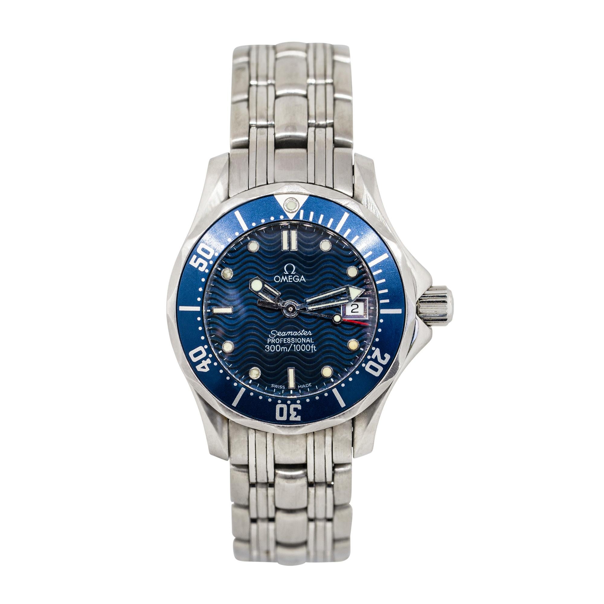 Brand: Omega
Model: Seamaster
Case Material: Stainless Steel
Case Diameter: 28 mm
Crystal: Scratch resistant sapphire
Bezel: Blue Unidirectional Bezel
Dial: Blue wave decor dial with luminous hands and hour markers
Bracelet: Stainless Steel
Size: