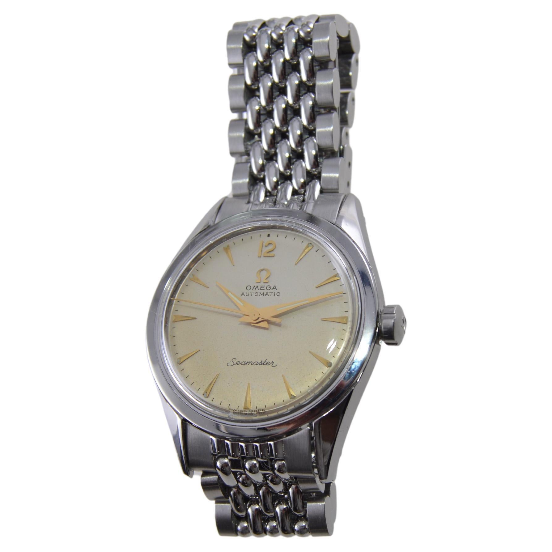 Omega Seamaster mit Original-Armband und -Zifferblatt aus den 1950er Jahren im Zustand „Hervorragend“ in Long Beach, CA