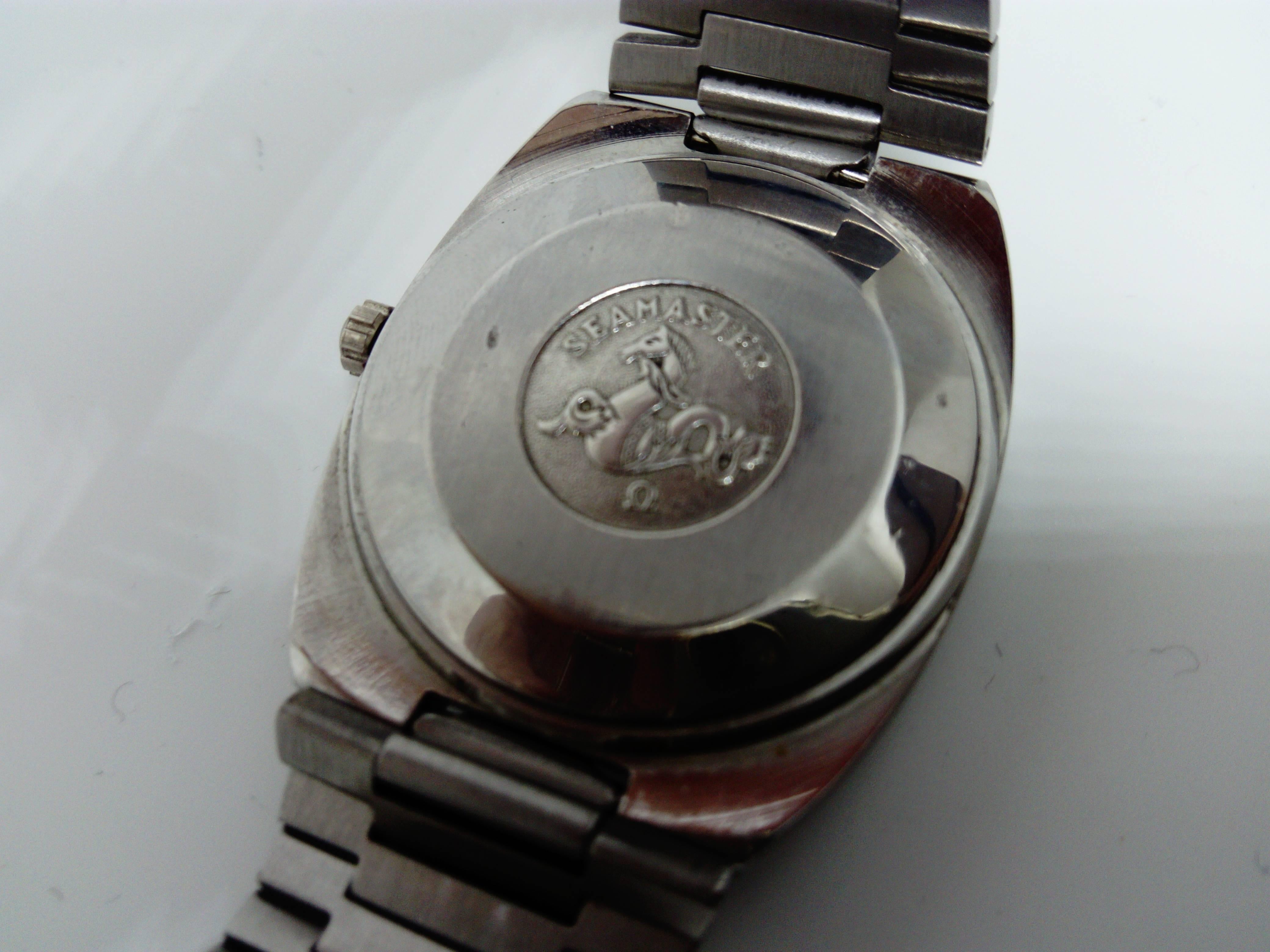Omega Seamaster Wristwatch In Excellent Condition In Saint Ouen, FR