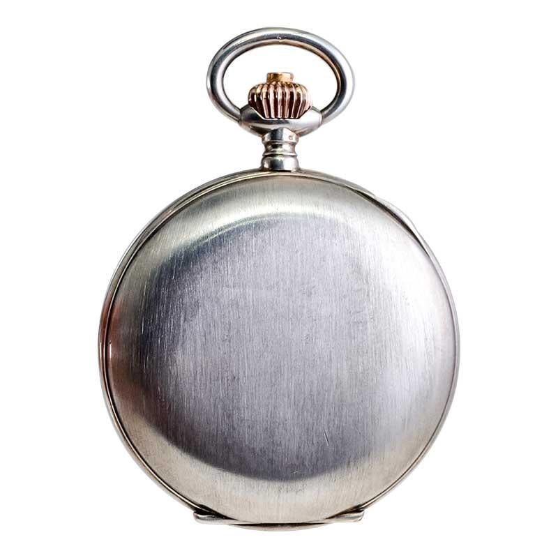 Omega Silberne Taschenuhr mit einem einzigen Knopf und 15-Minuten-Register, um 1910 im Angebot 7
