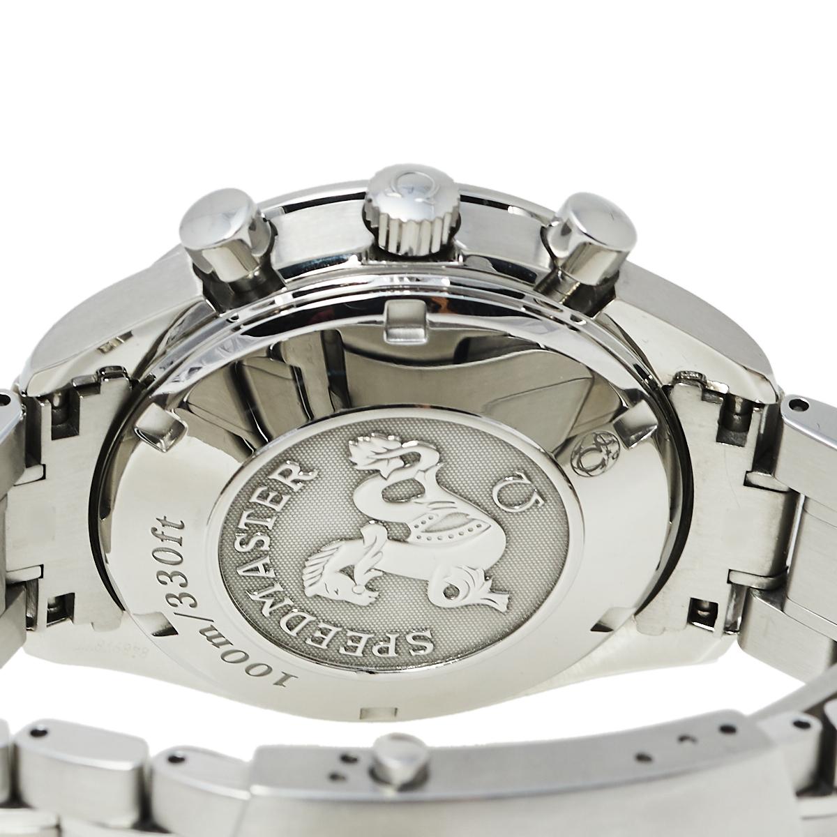 Omega Silver Stainless Steel Speedmaster Automatic Men's Wristwatch 39 mm In Good Condition In Dubai, Al Qouz 2