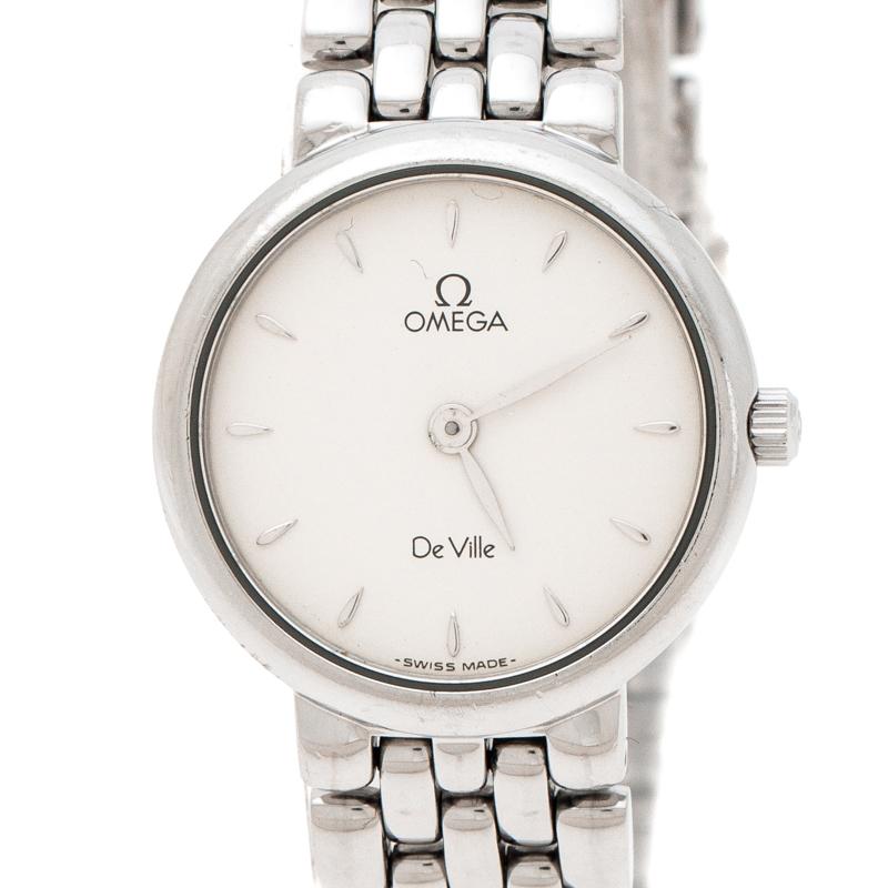 A creation to delight the hearts of watch collectors and enthusiasts alike is this Omega De Ville beauty. Made from stainless steel, the watch is smooth and efficient. The case is slim and it holds a silver dial fixed with index hour markers, two