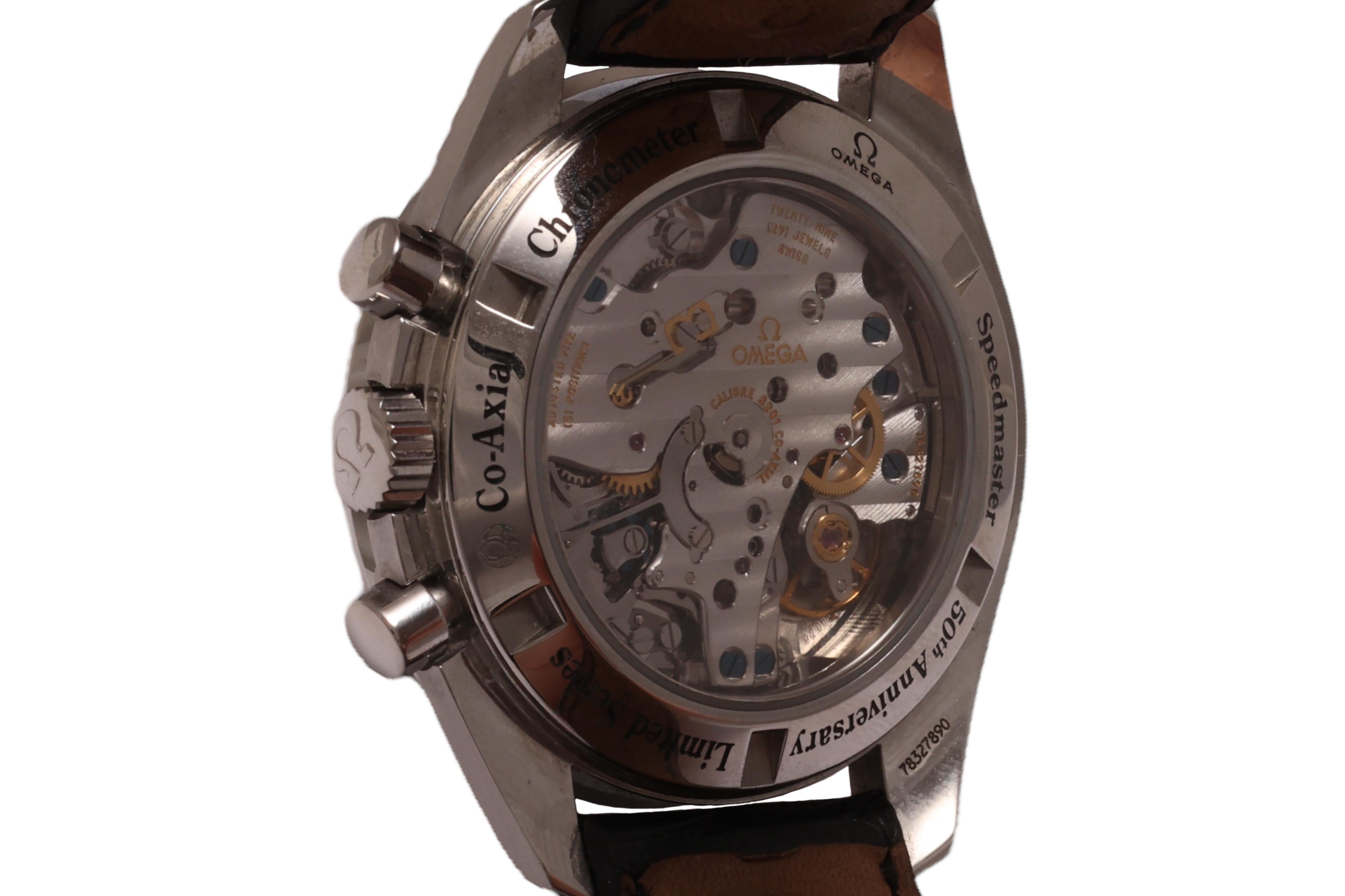 Omega Speedmaster 50. Jahrestag Limitierte Auflage Co Axial Chronograph Uhr im Angebot 2