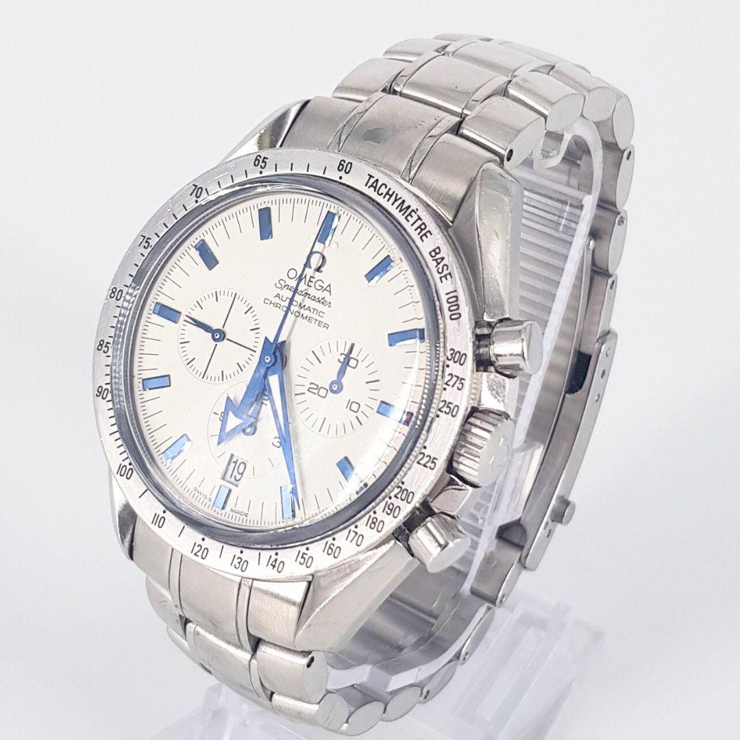 Omega Speedmaster Automatic Chronometer Watch In Good Condition For Sale In Cape Town, ZA