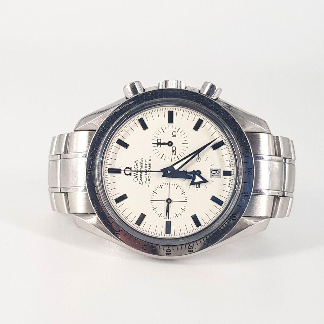 Omega Speedmaster Automatic Chronometer Watch In Good Condition For Sale In Cape Town, ZA