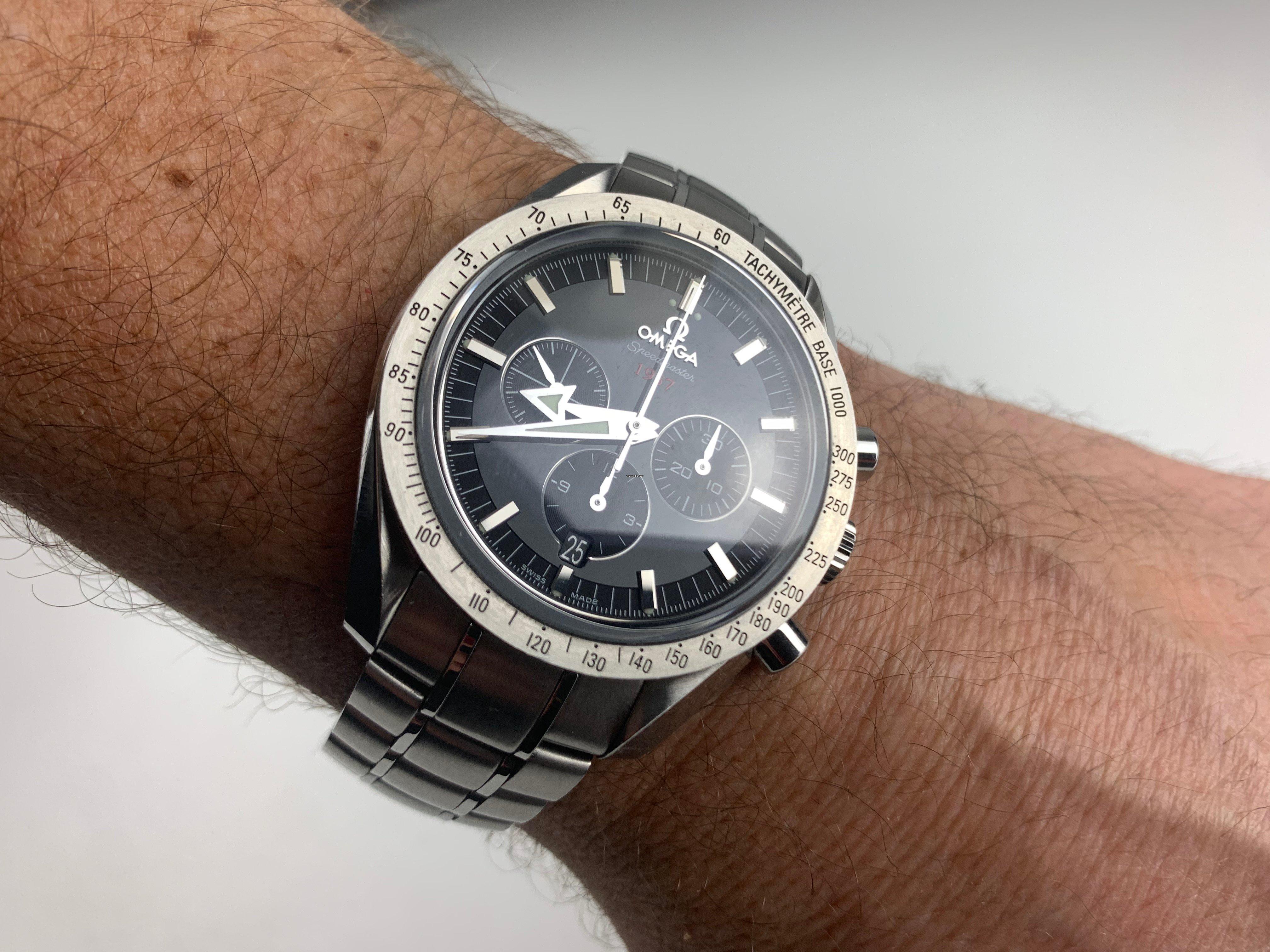 Montre pour homme Omega Speedmaster 