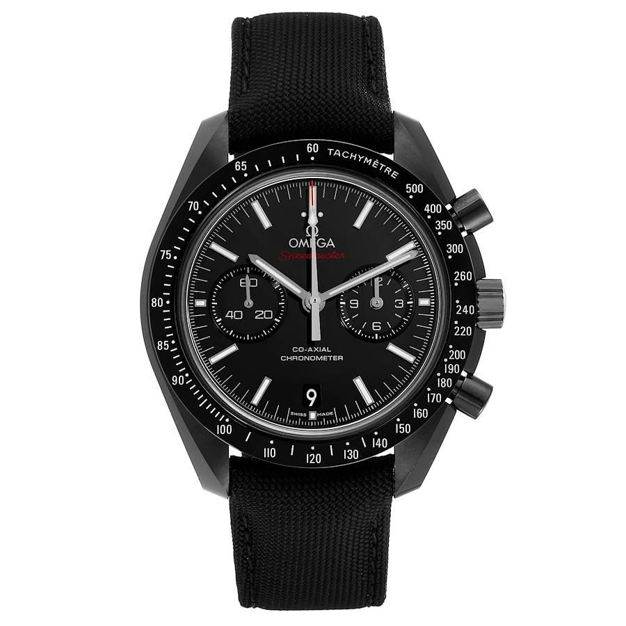 Reloj Omega Speedmaster Dark Side of the Moon 311.92.44.51.01.003 Tarjeta de caja. Movimiento automático de cronógrafo automático con mecanismo de rueda de pilares y Escape Co-Axial para mayor precisión, estabilidad y durabilidad del movimiento.