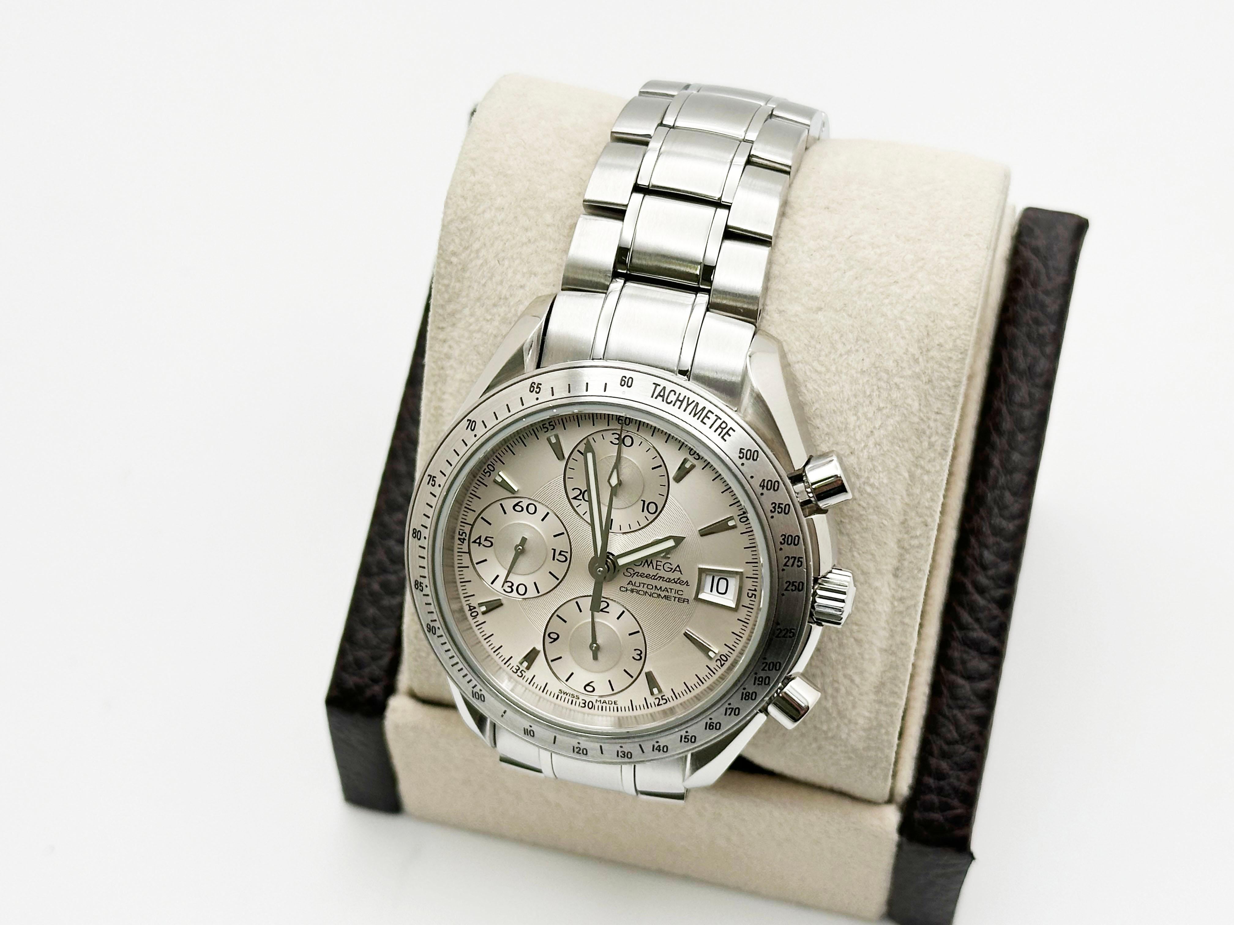 Men's Omega Speedmaster Date 3211.30.00 Stainless Steel 40mm Box Paper For Sale