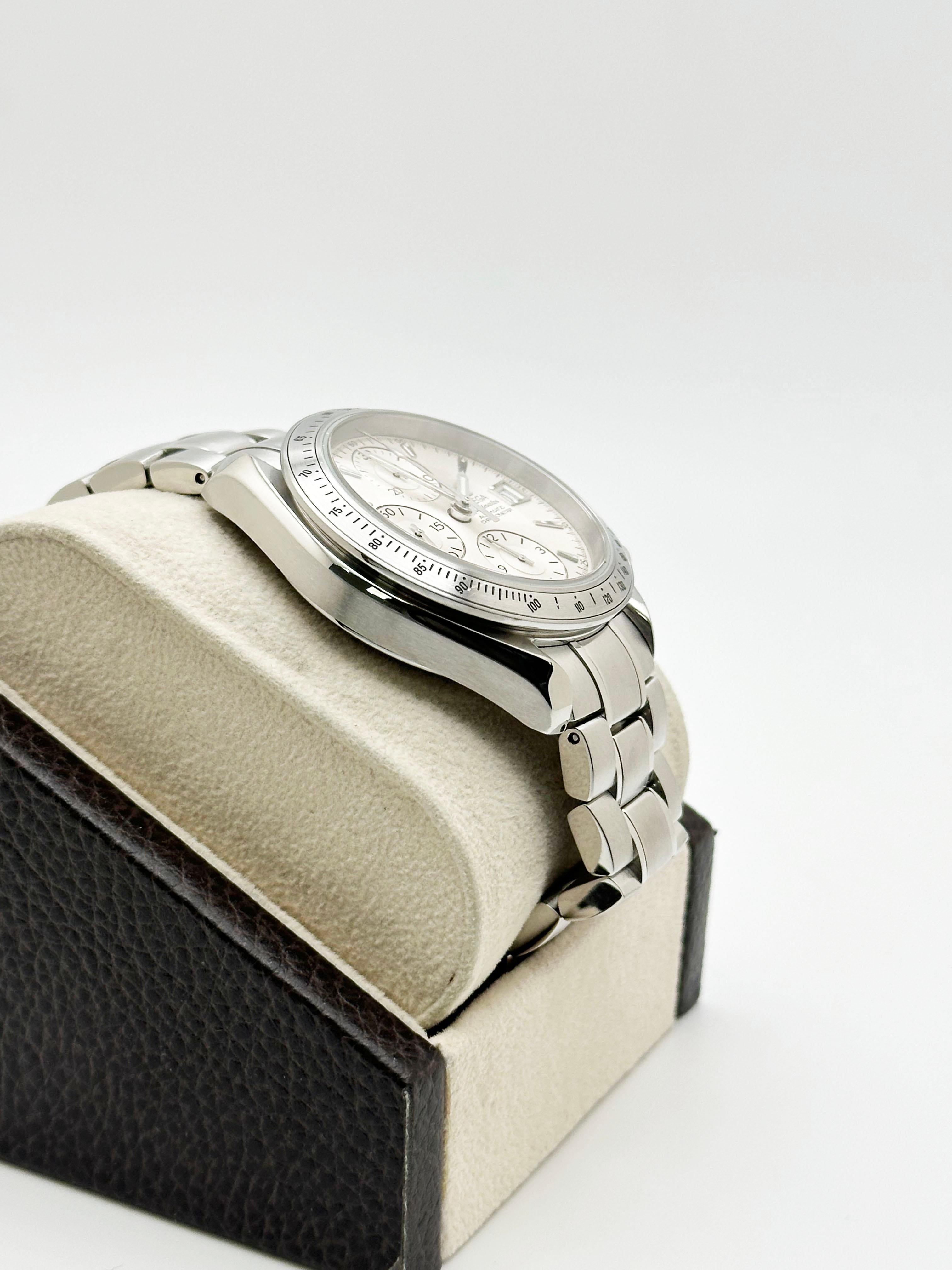 Omega Speedmaster Date 3211.30.00 Stainless Steel 40mm Box Paper For Sale 2