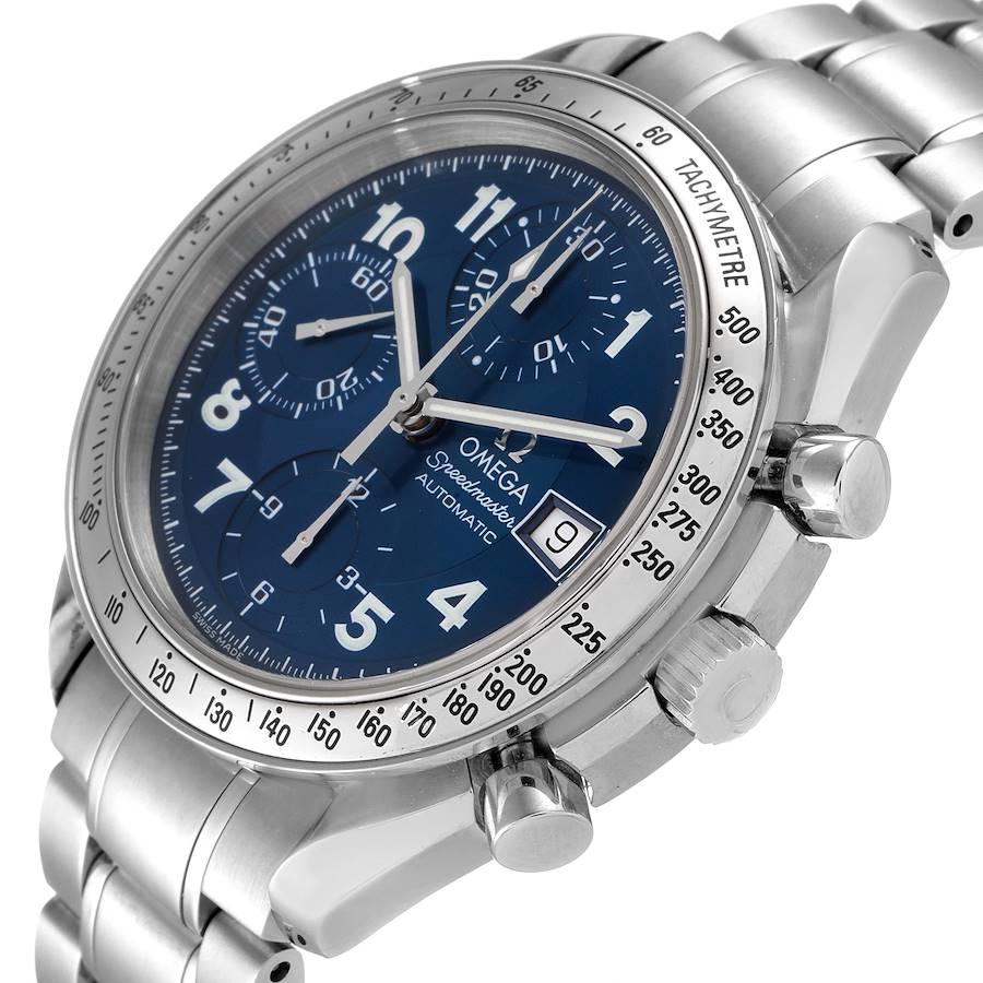 Omega Montre Speedmaster Date 39 avec cadran bleu et chronographe pour hommes 3513.82.00 en vente 1