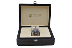 Omega Speedmaster Date Chronographe 40 en acier inoxydable réf. : 3210.50.00