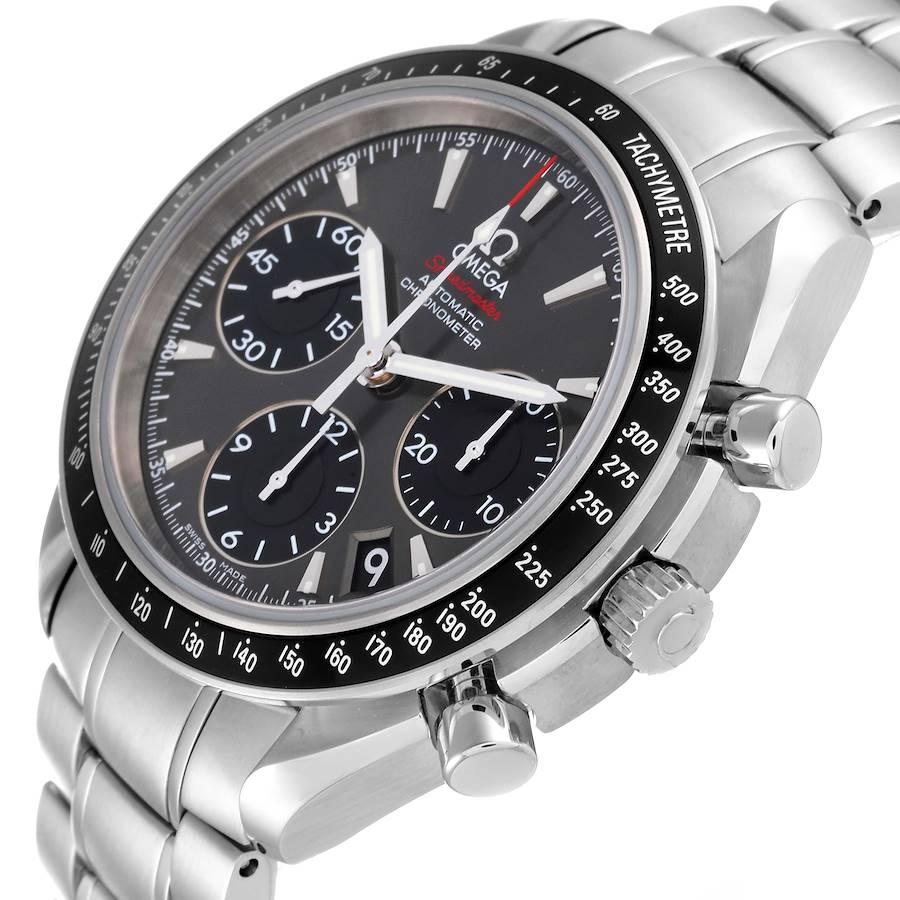 Omega Speedmaster Datum graues Zifferblatt Herrenuhr 323.30.40.40.06.001 Box-Karte 2