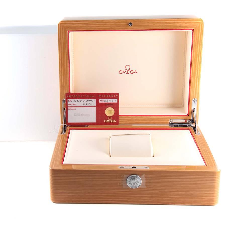 Omega Speedmaster Date Panda Dial Steel Watch 323.30.40.40.04.001 Box Card 3