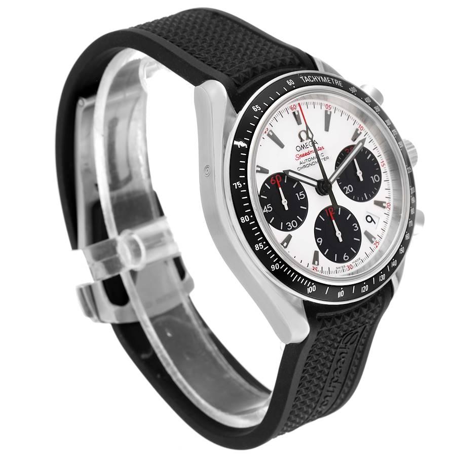 Omega Speedmaster Date Panda Zifferblatt Stahluhr 323.30.40.40.40.04.001 im Zustand „Hervorragend“ im Angebot in Atlanta, GA