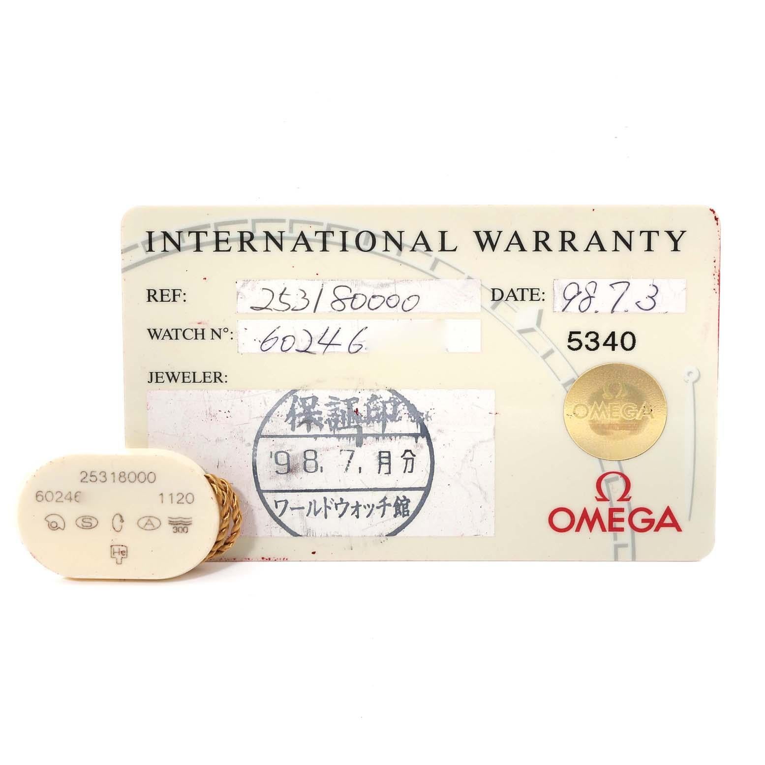 Omega Speedmaster Montre automatique en acier avec cadran argenté pour hommes 3513.30.00 carte en vente 5