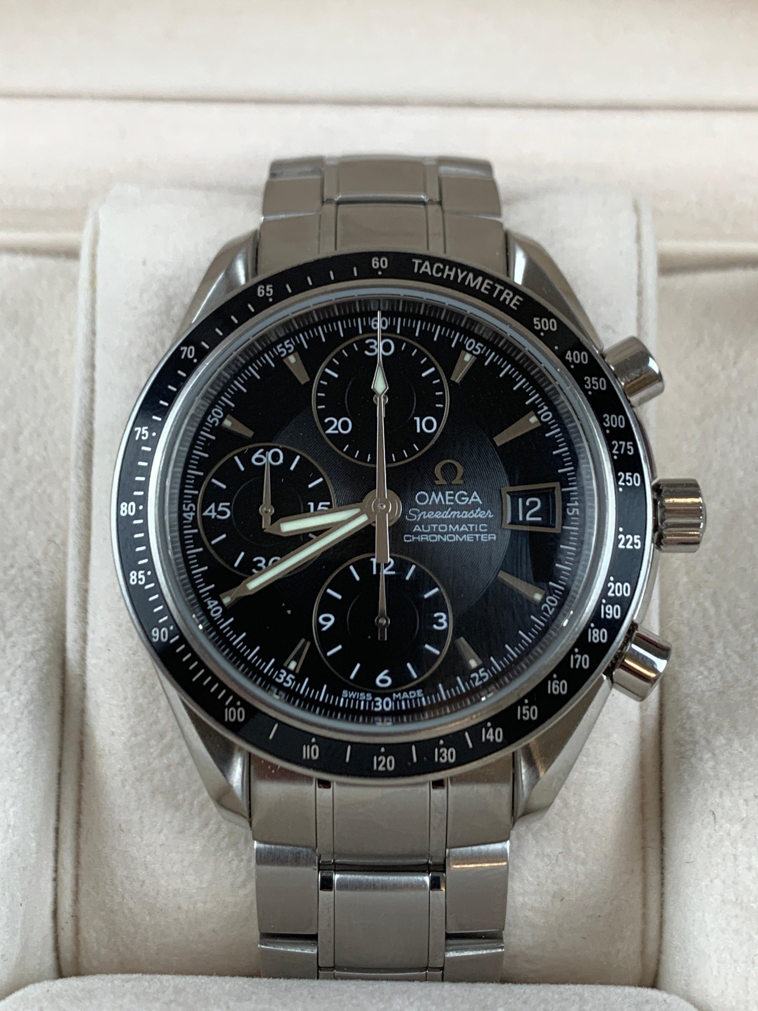 Omega Speedmaster Datumsuhr 32105000 im Angebot 4