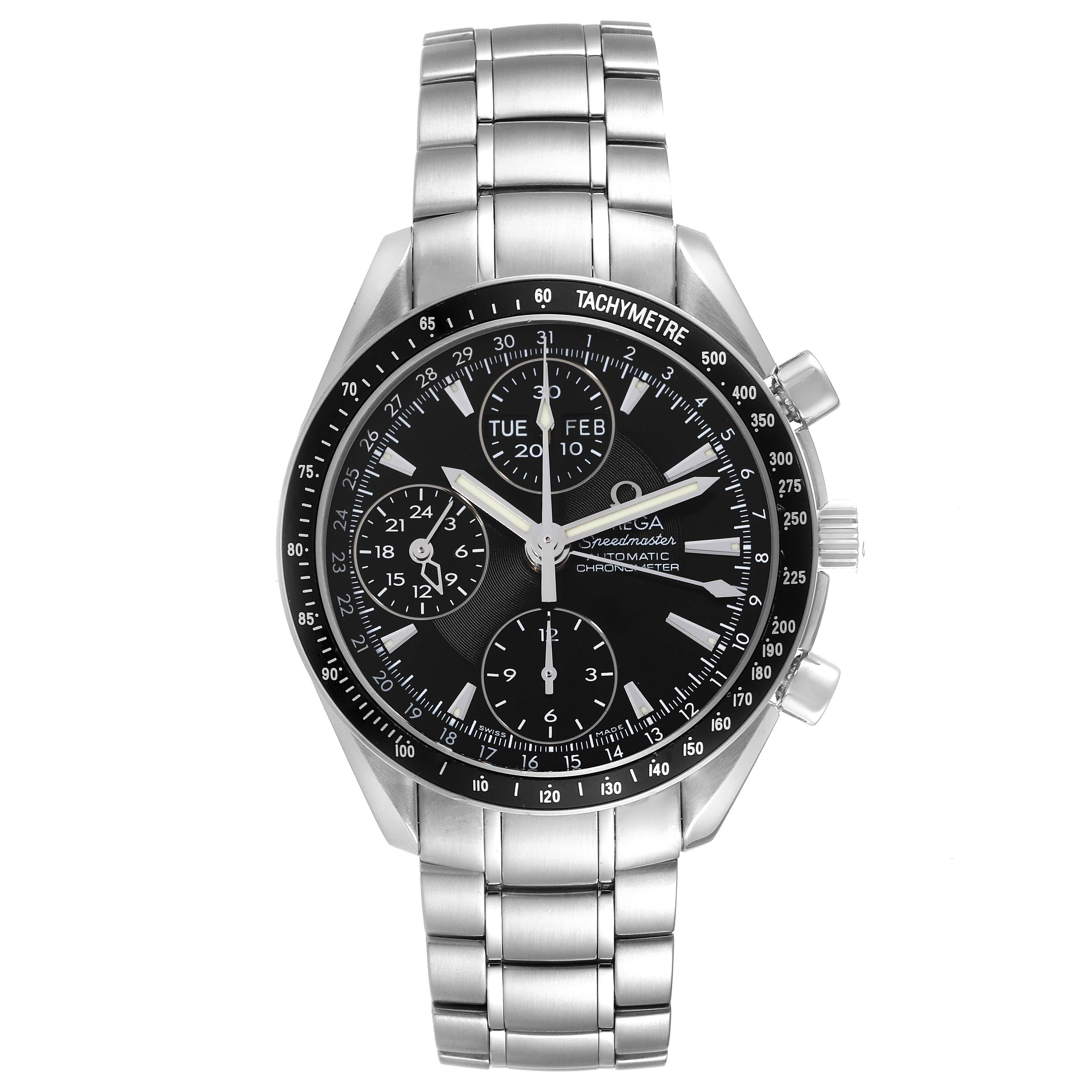 Omega Speedmaster Day-Date 40 Steel Chronograph Mens Watch 3220.50.00. Automatic self-winding chronograph movement. Stainless steel round case 40 mm in diameter. Stainless steel bezel with black tachymeter insert. Anti-reflective scratch resistant