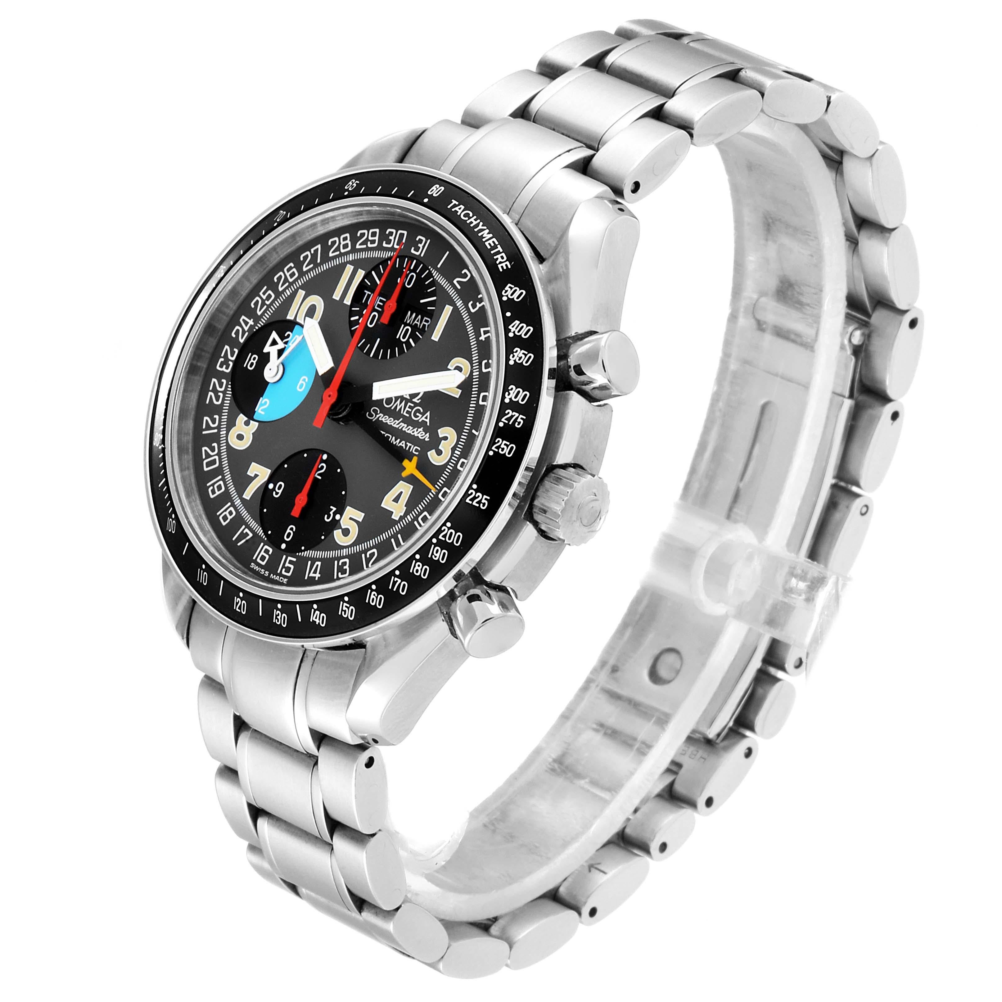 Omega Speedmaster Mark 40 Triple Calendar Men's Watch 3520.53.00 In Excellent Condition For Sale In Atlanta, GA