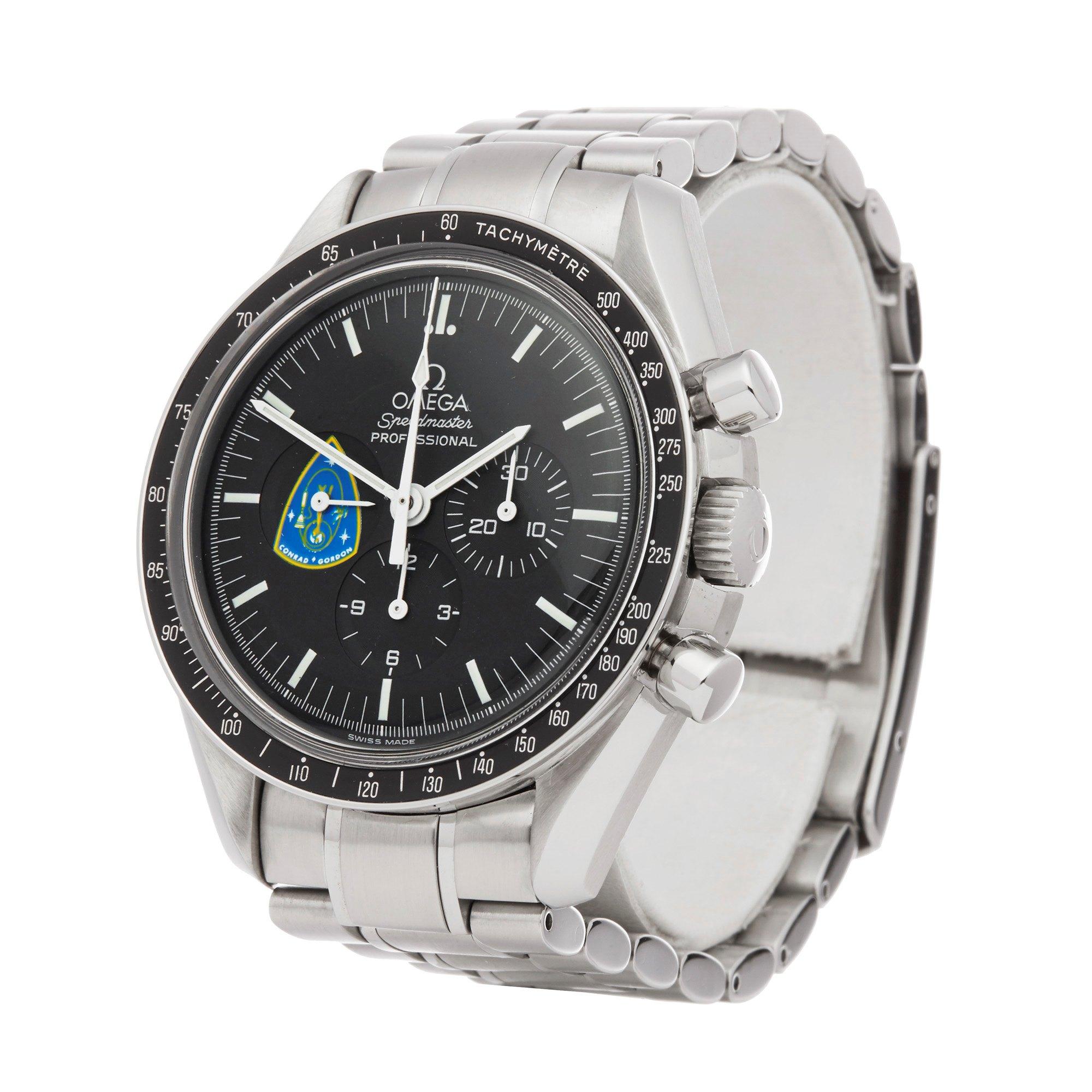 Xupes Reference: COM002543
Manufacturer: Omega
Model: Speedmaster
Model Variant: Missions
Model Number: 145.0022 3450022
Age: 1994
Gender: Men
Complete With: Omega Service Pouch
Dial: Black Baton
Glass: Plexiglass
Case Material: Stainless