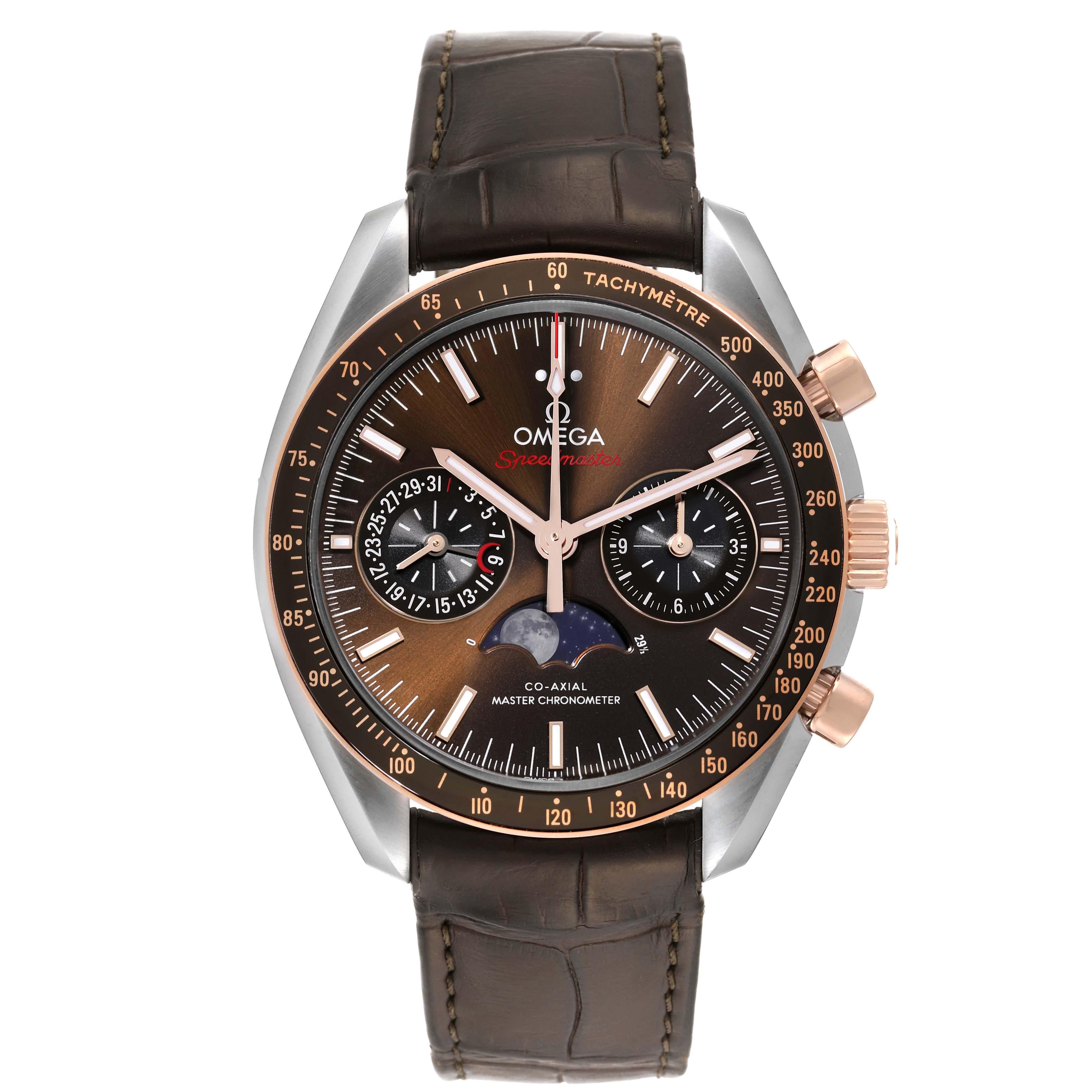 Omega Speedmaster Moonphase Steel Rose Gold Mens Watch 304.23.44.52.13.001 Box Card. Automatic self-winding chronograph movement with column wheel mechanism and Co-Axial Escapement. Silicon balance-spring on free sprung-balance, 2 barrels mounted in