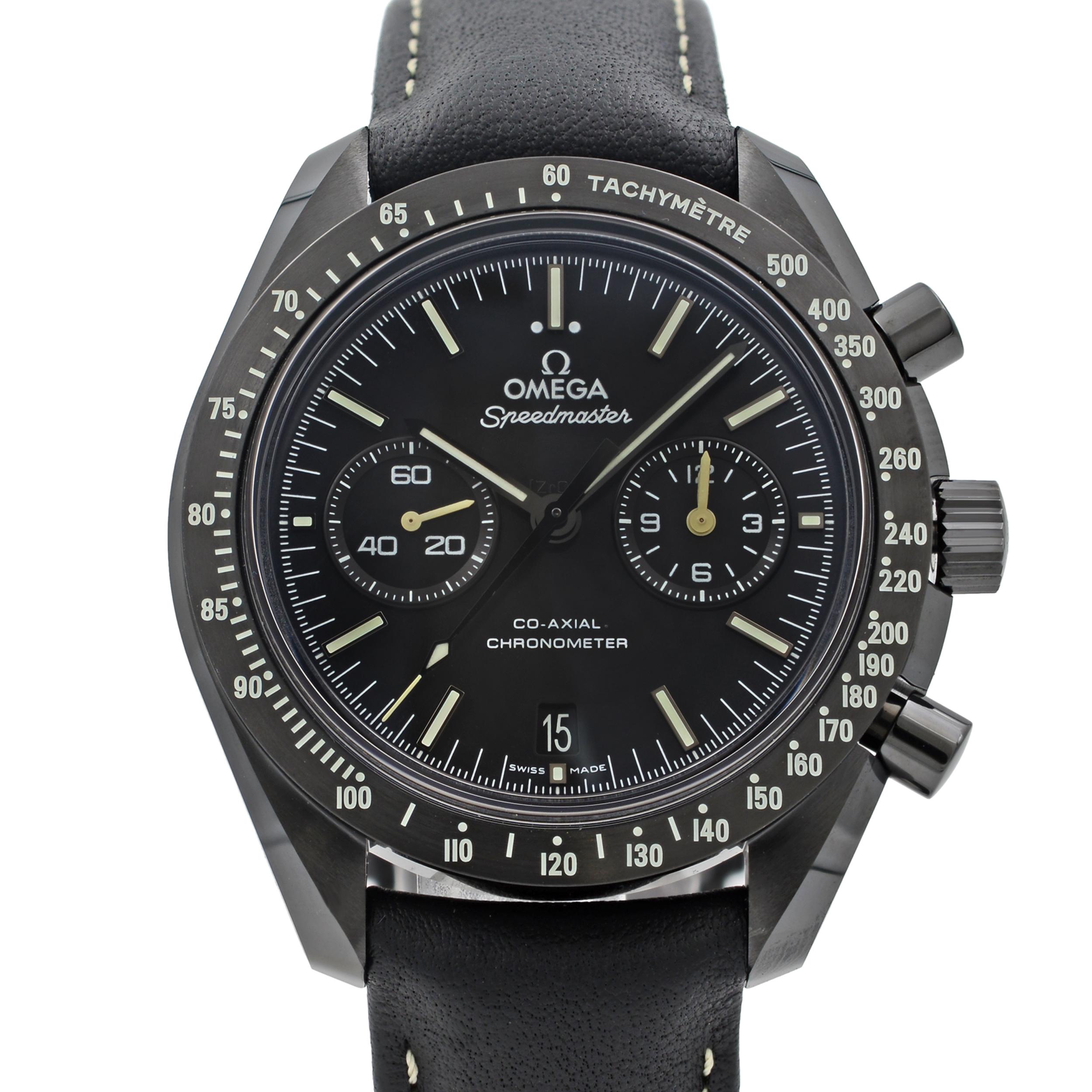 This New With Defects Omega Speedmaster 311.92.44.51.01.004 is a beautiful men's timepiece that is powered by mechanical (automatic) movement which is cased in a ceramic case. It has a round shape face, chronograph, date indicator, small seconds