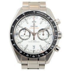 Omega, montre Speedmaster Panda en acier inoxydable avec lunette noire et cadran blanc, en stock