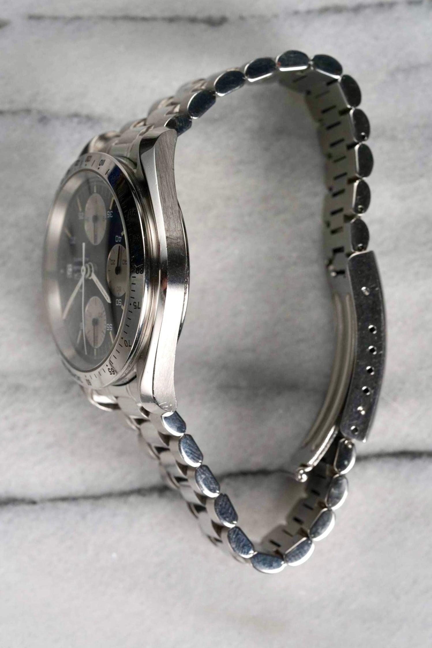 Omega Speedmaster Panda Dial Watch in Steel, 1990–2000s In Good Condition For Sale In New York, NY