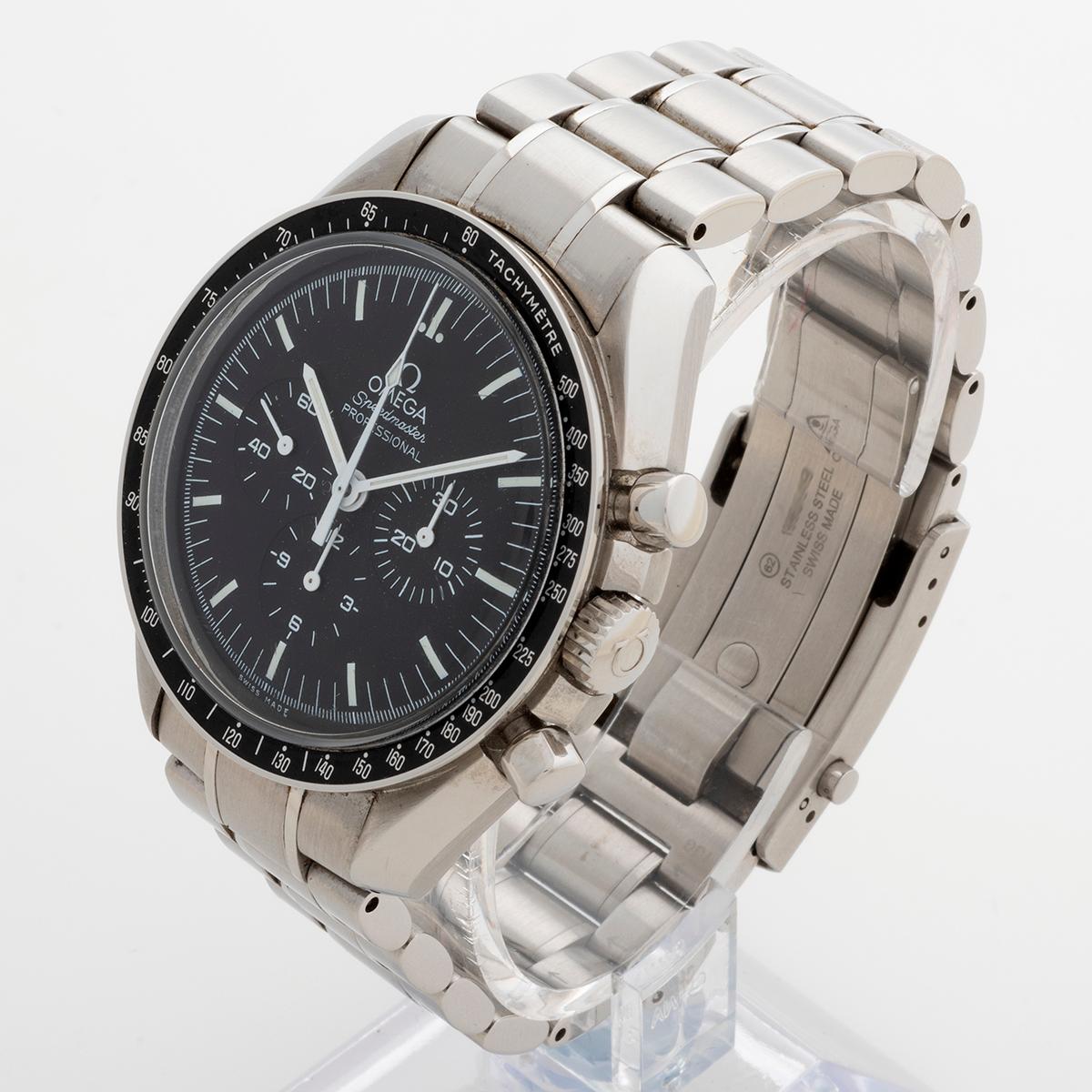 Women's or Men's Omega Speedmaster Professional Moonwatch ref 37505000. (Discontinued). Yr 2014. For Sale