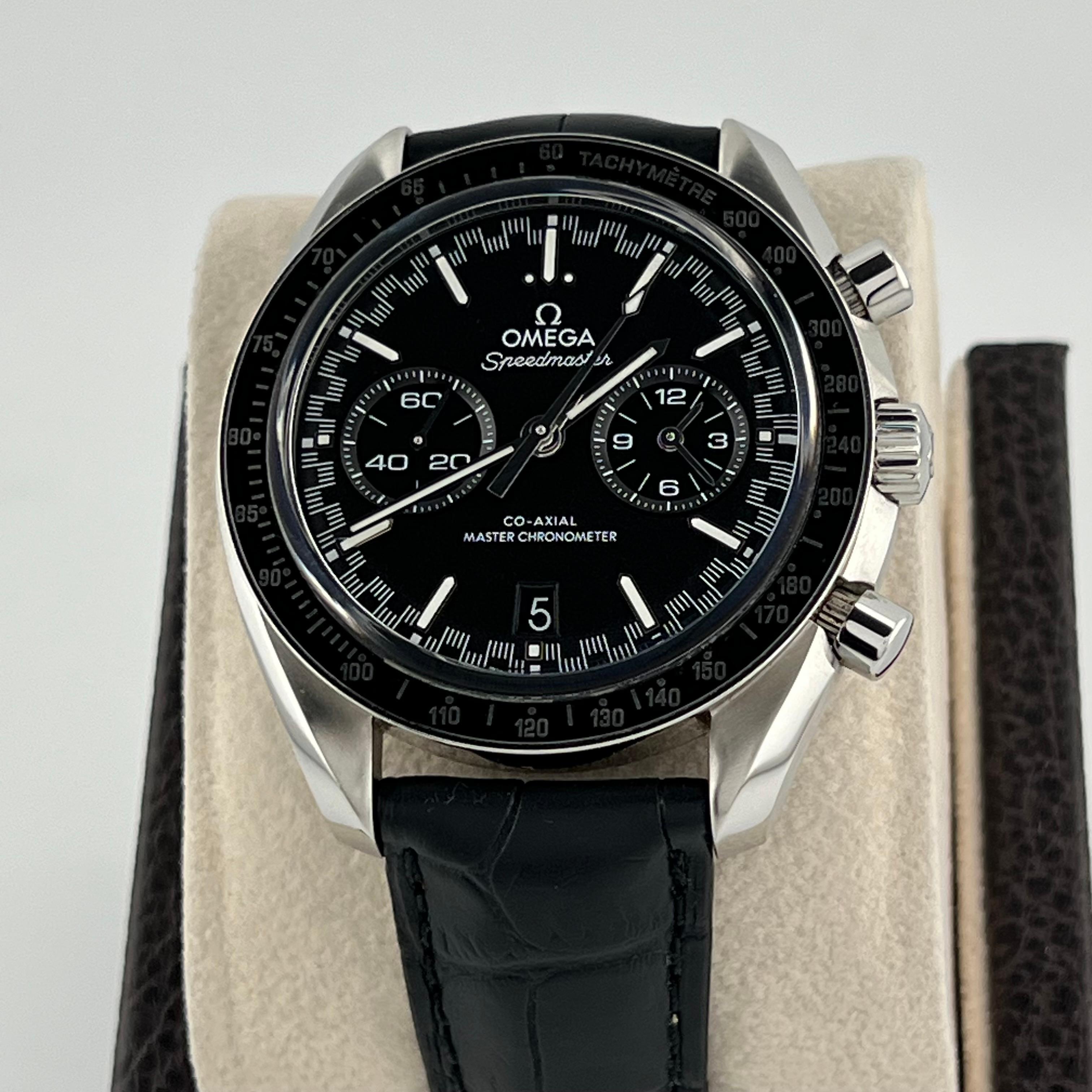Omega Speedmaster Racing 329.33.44.51.01.001 44mm Schwarzes Zifferblatt Box Papiere im Angebot 1