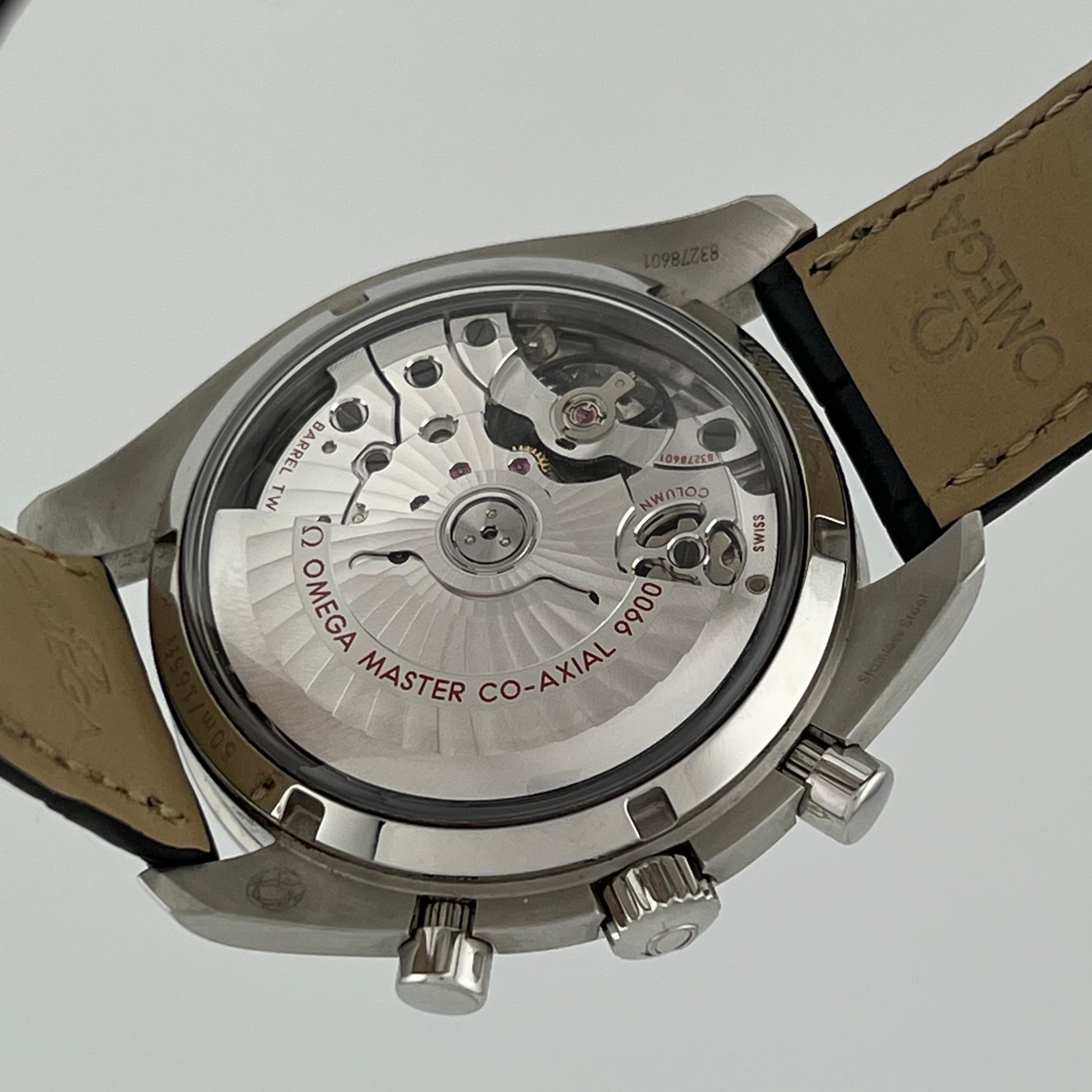 Omega Speedmaster Racing 329.33.44.51.01.001 44mm Schwarzes Zifferblatt Box Papiere im Angebot 5