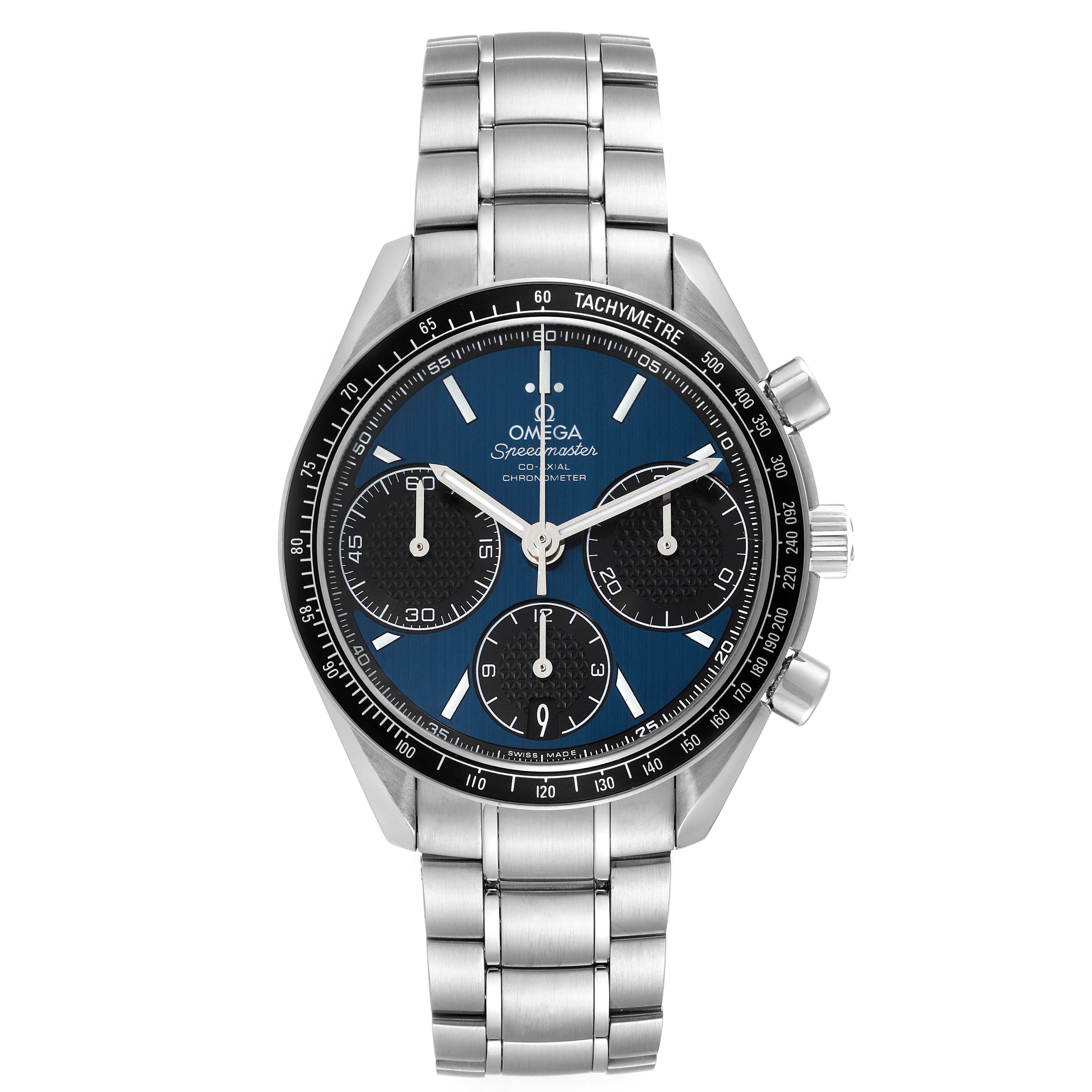 Omega Speedmaster Racing Blue Dial Steel Mens Watch 326.30.40.50.03.001 Box Card. Mouvement chronographe automatique avec roue à colonnes et échappement Co-Axial. Balancier libre équipé d'un spiral en silicium Si14. Chronomètre officiellement