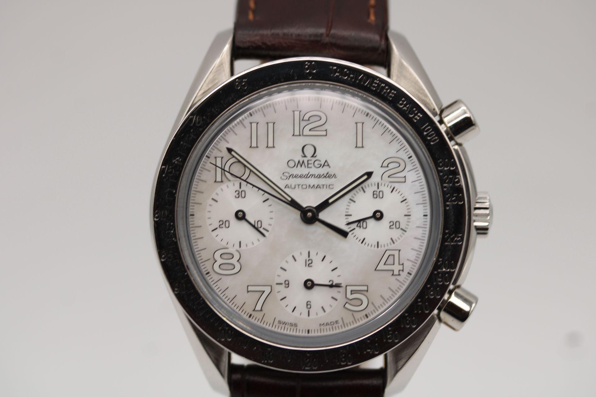 Omega Speedmaster Reduced 3802.70.56, Rot für Damen oder Herren
