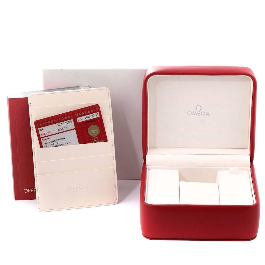 Omega Speedmaster Chronograph Herrenuhr mit silbernem Zifferblatt 3211.30,00 Boxkarte im Angebot 7