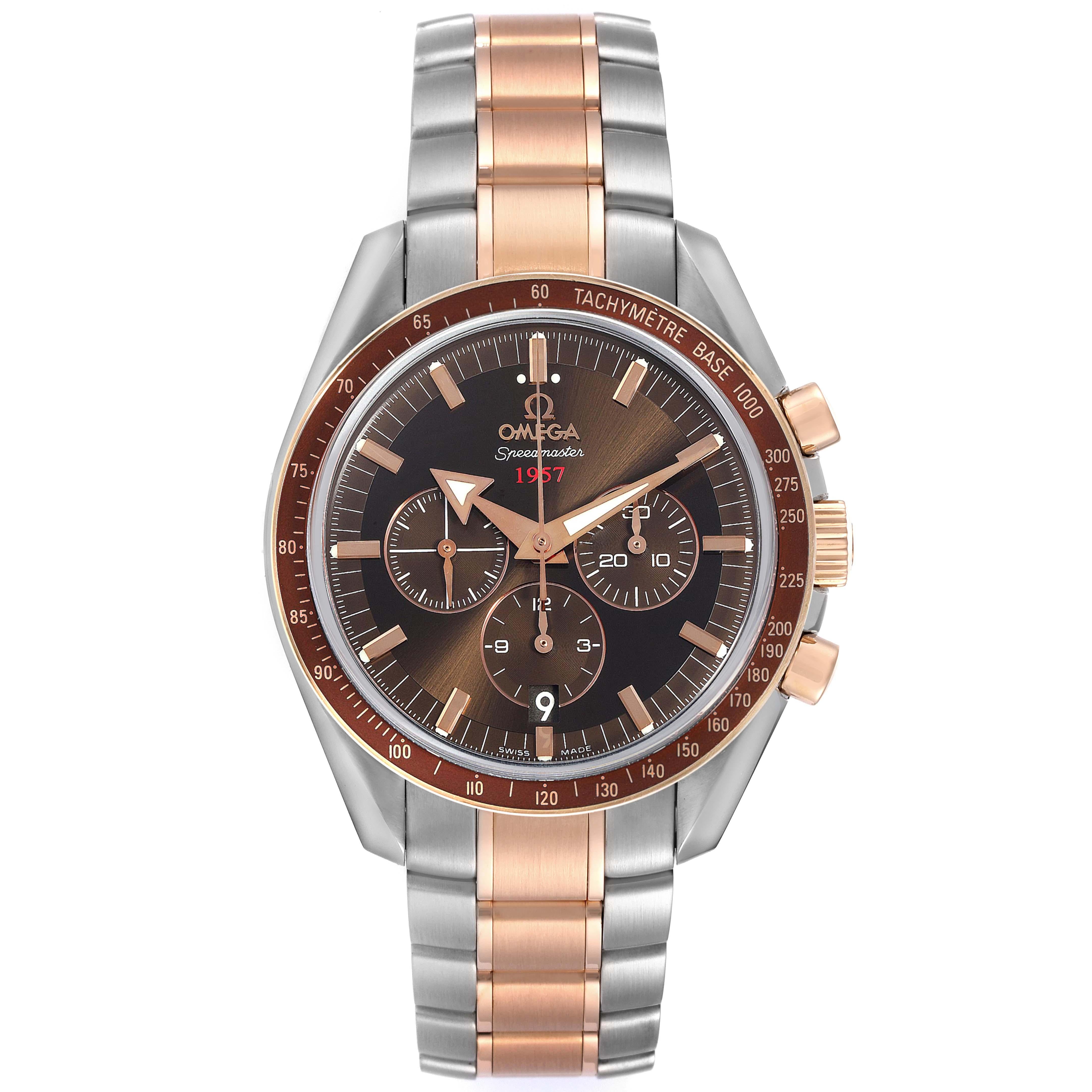 Omega Speedmaster Steel Rose Gold Mens Watch 321.90.42.50.13.001 Box Card. Automatic self-winding chronograph movement with column wheel mechanism and Co-Axial Escapement. Caliber 3313. Stainless steel and 18K rose gold round case 42.0 mm in