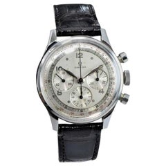 Omega Edelstahl-Chronograph mit 3 Registern und Handaufzug, ca. 1950er Jahre